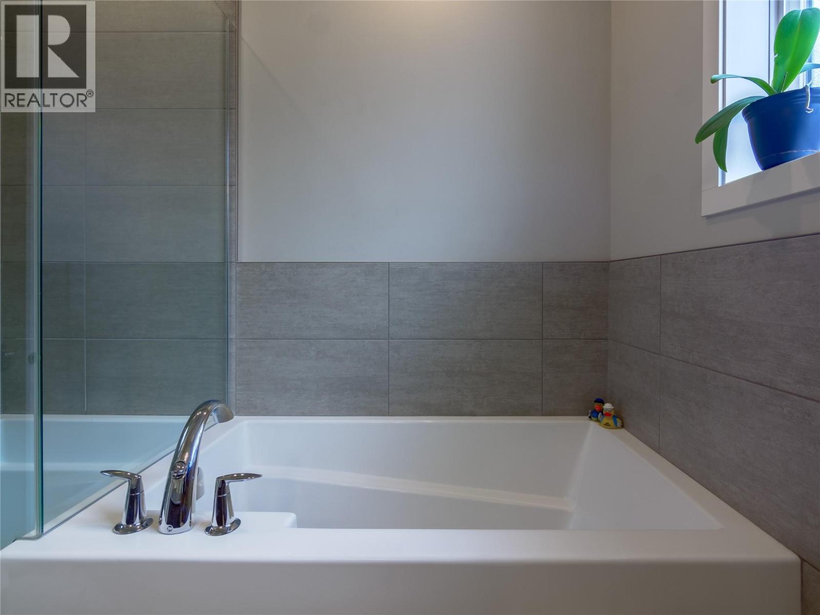 120 Sendero Crescent, Penticton