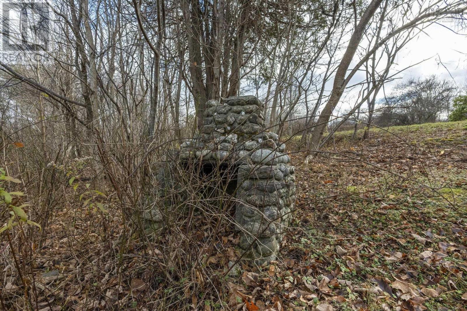 Property 28 of 31 of 741 Westfield Road