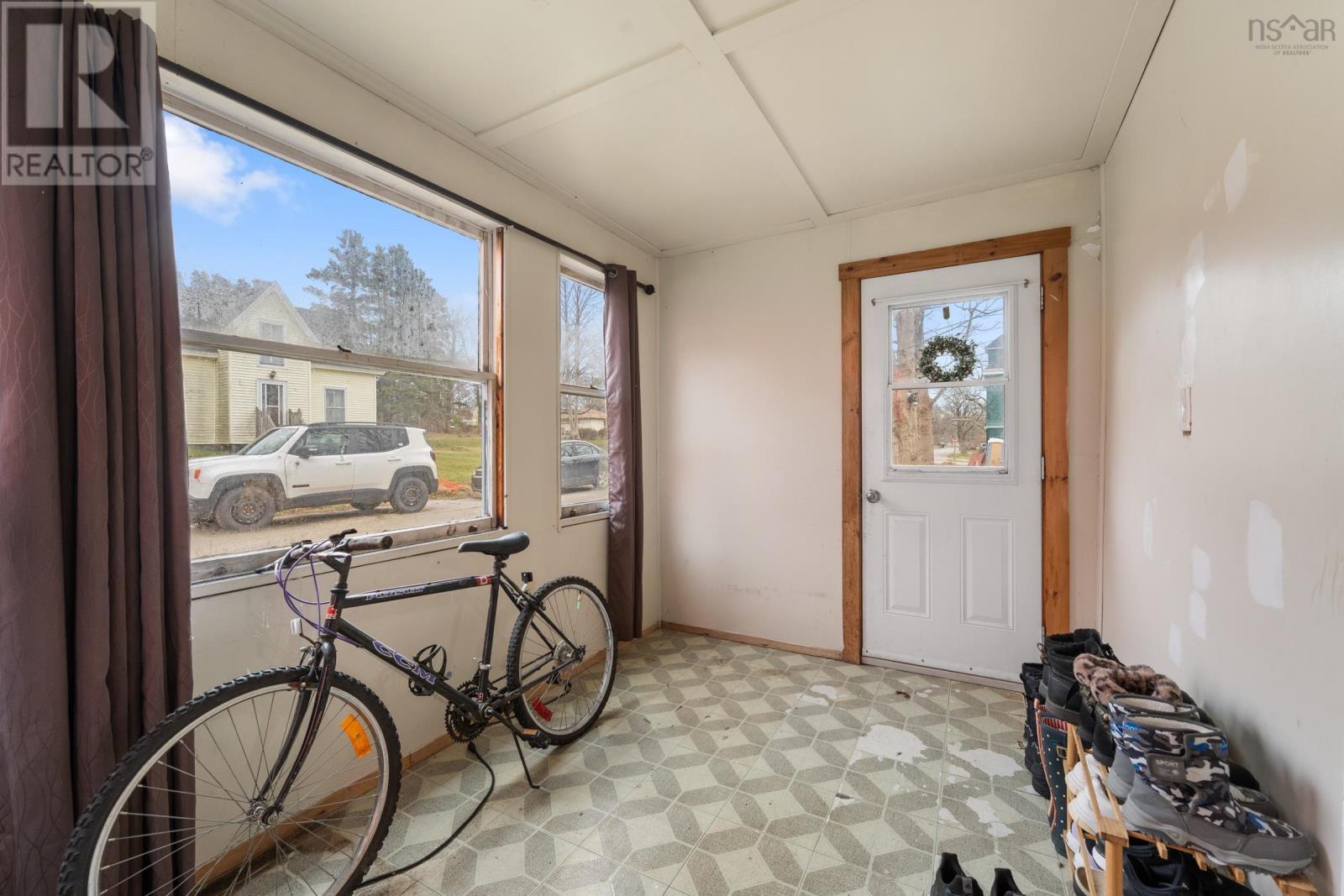 Property 4 of 28 of 1 Whipple Street