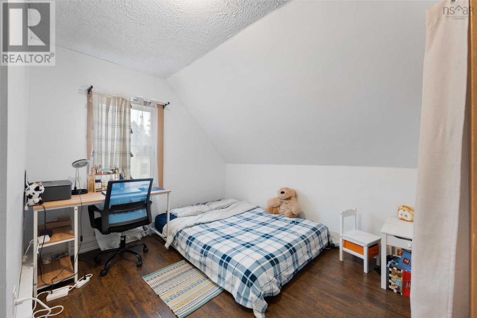 Property 20 of 28 of 1 Whipple Street