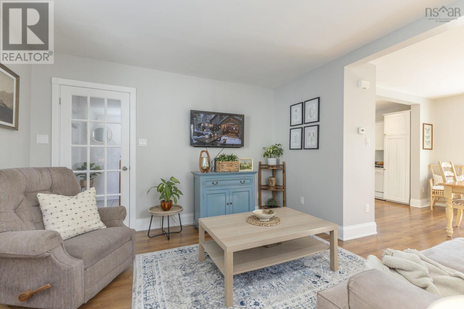 Property 19 of 41 of 112 Arch Street