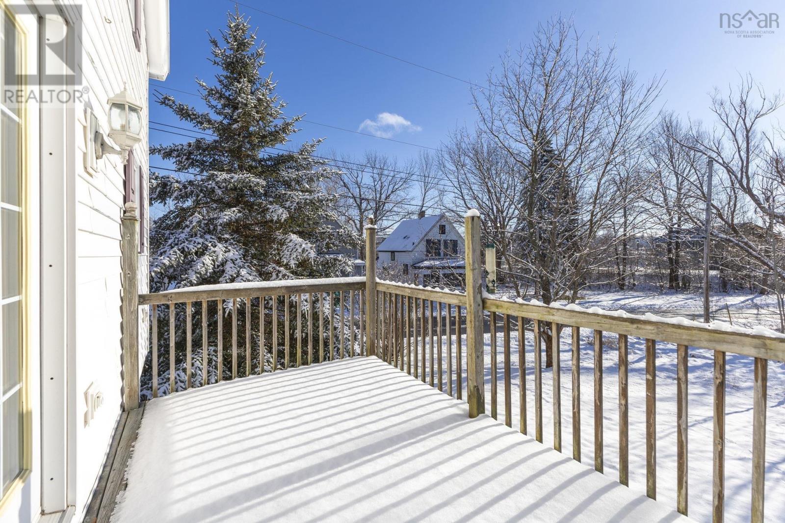 Property 41 of 41 of 112 Arch Street