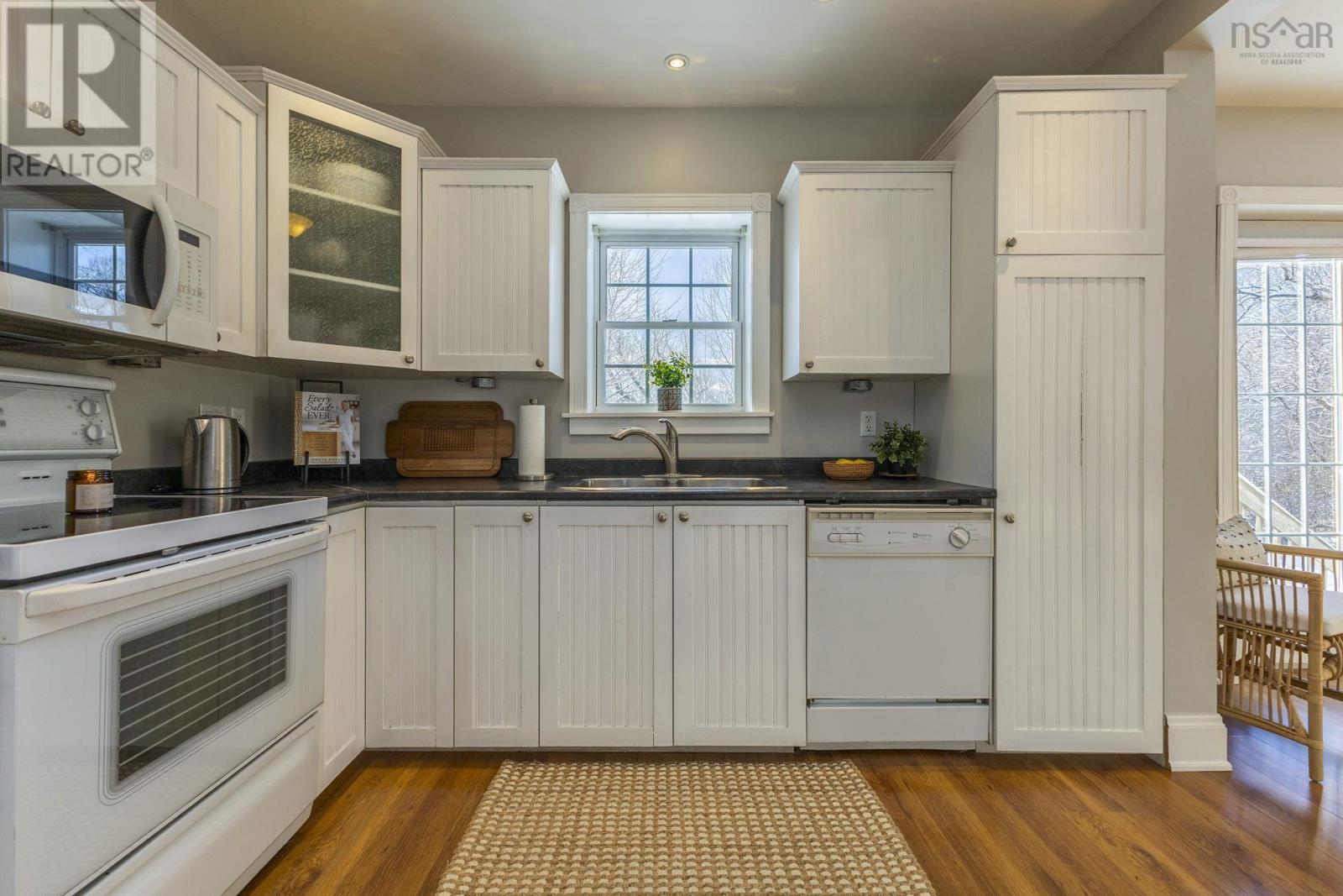 Property 8 of 41 of 112 Arch Street