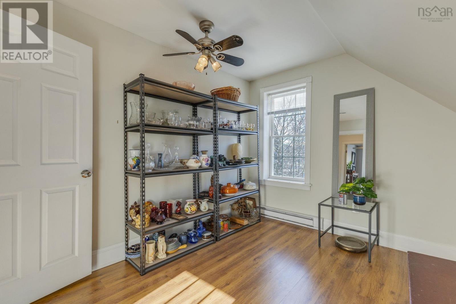 Property 30 of 41 of 112 Arch Street