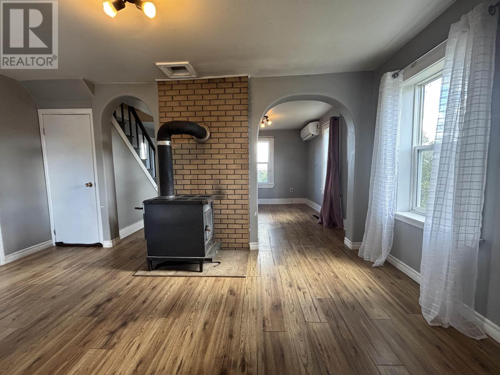 Property 23 of 49 of 7009 Highway 354