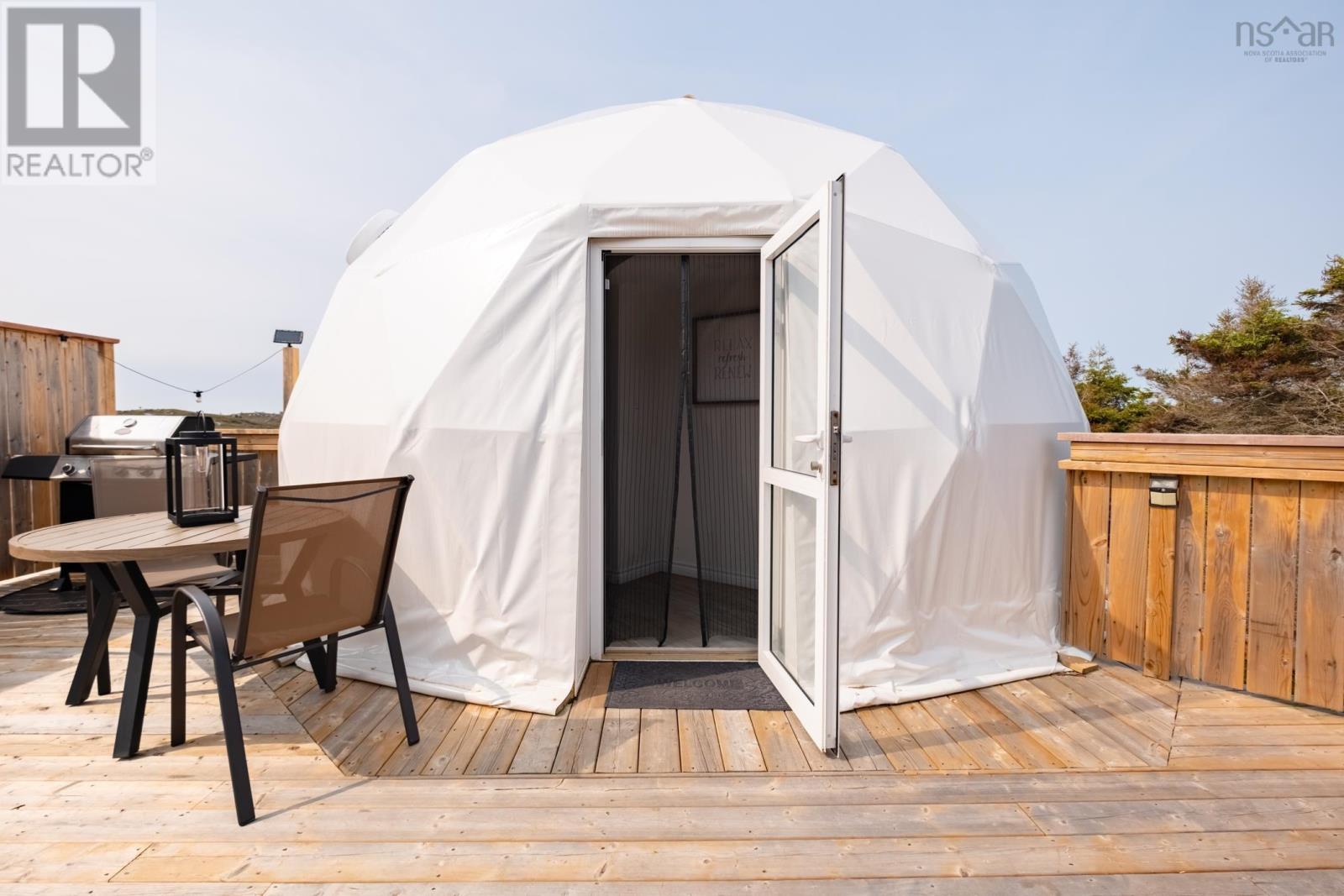 Property 23 of 49 of 8 Simmons Island, Water Access