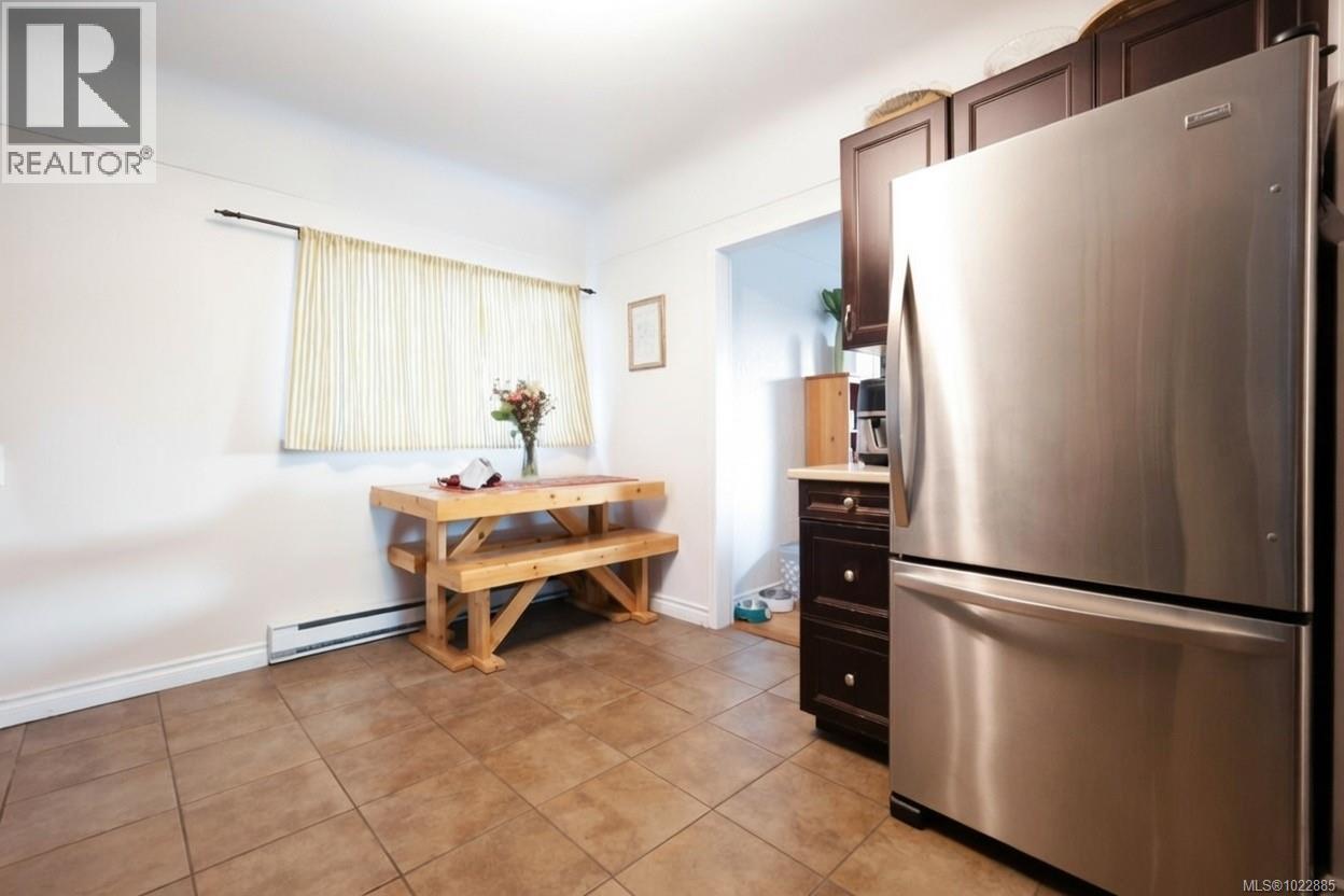  138 Sims Avenue, Saanich