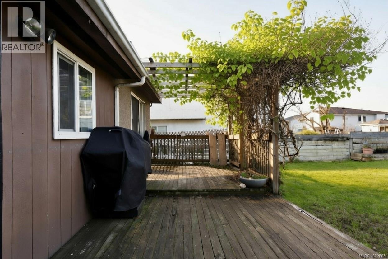  138 Sims Avenue, Saanich