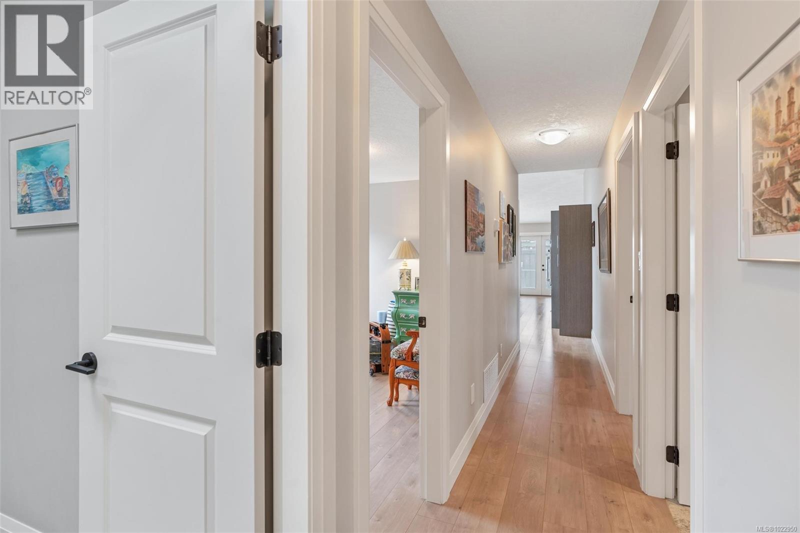 37 7586 Tetayut Road, Central Saanich