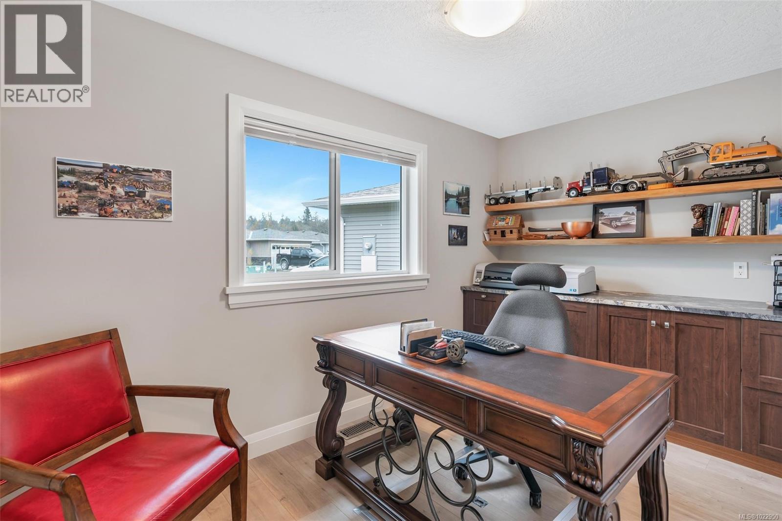 37 7586 Tetayut Road, Central Saanich