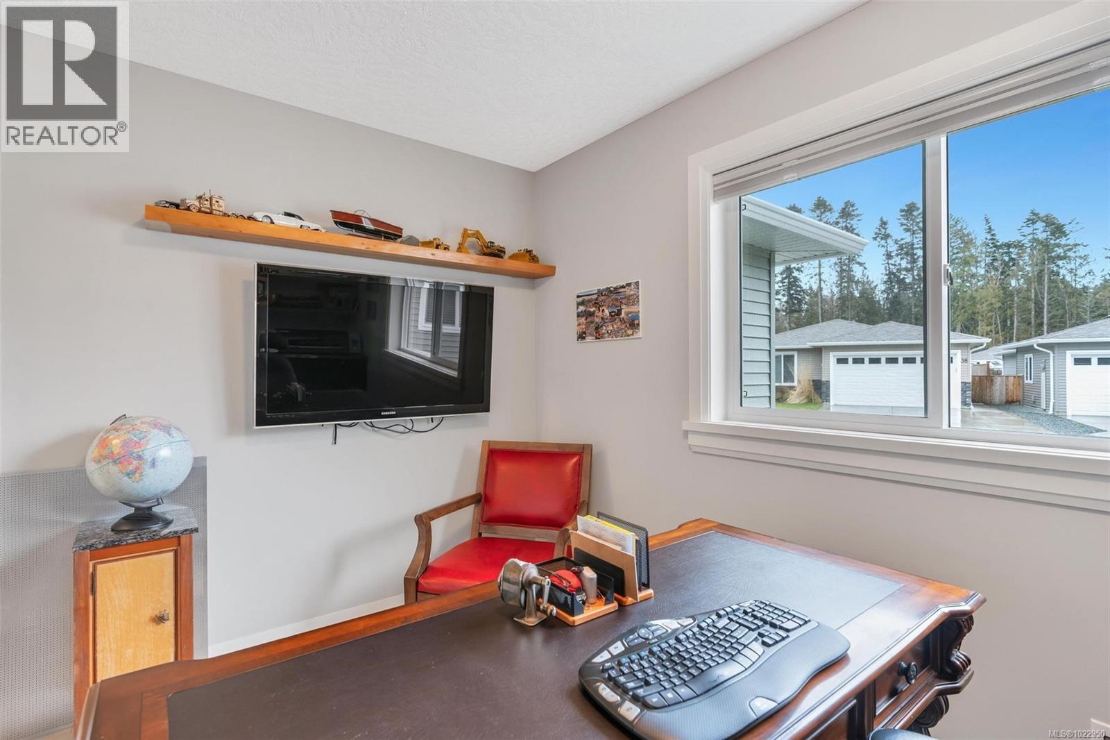 37 7586 Tetayut Road, Central Saanich