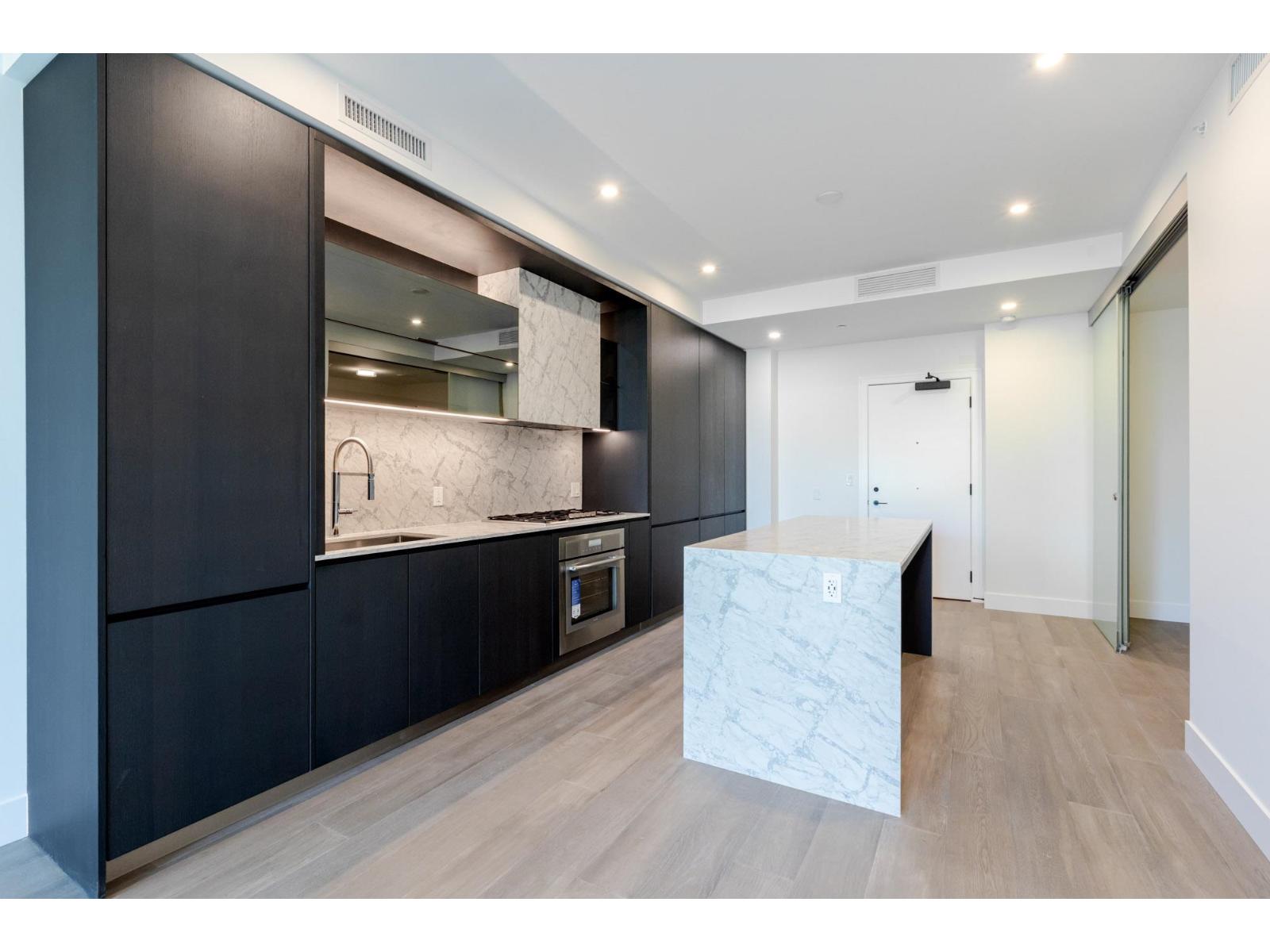 314 1342 JOHNSTON ROAD, White Rock