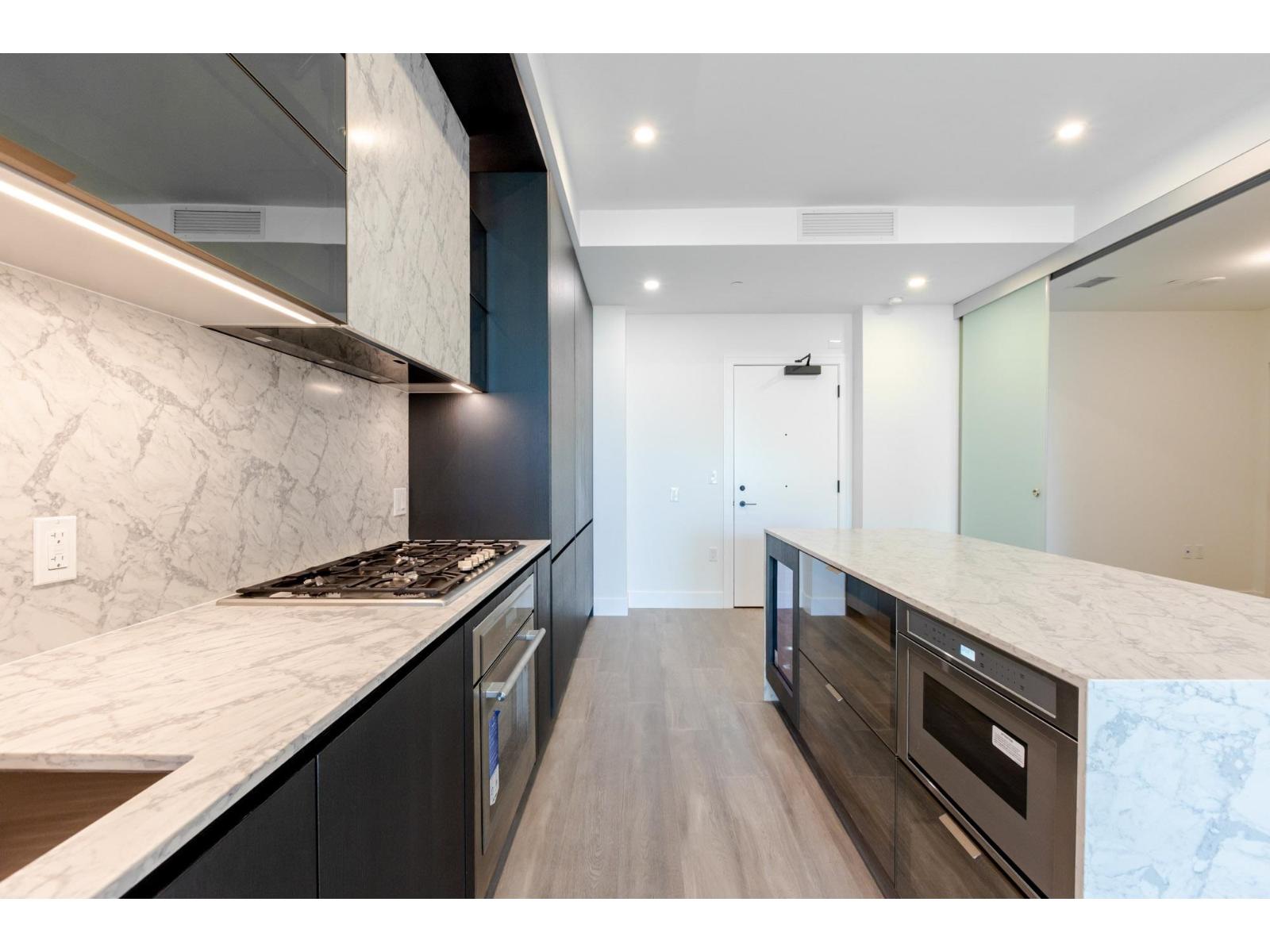 314 1342 JOHNSTON ROAD, White Rock