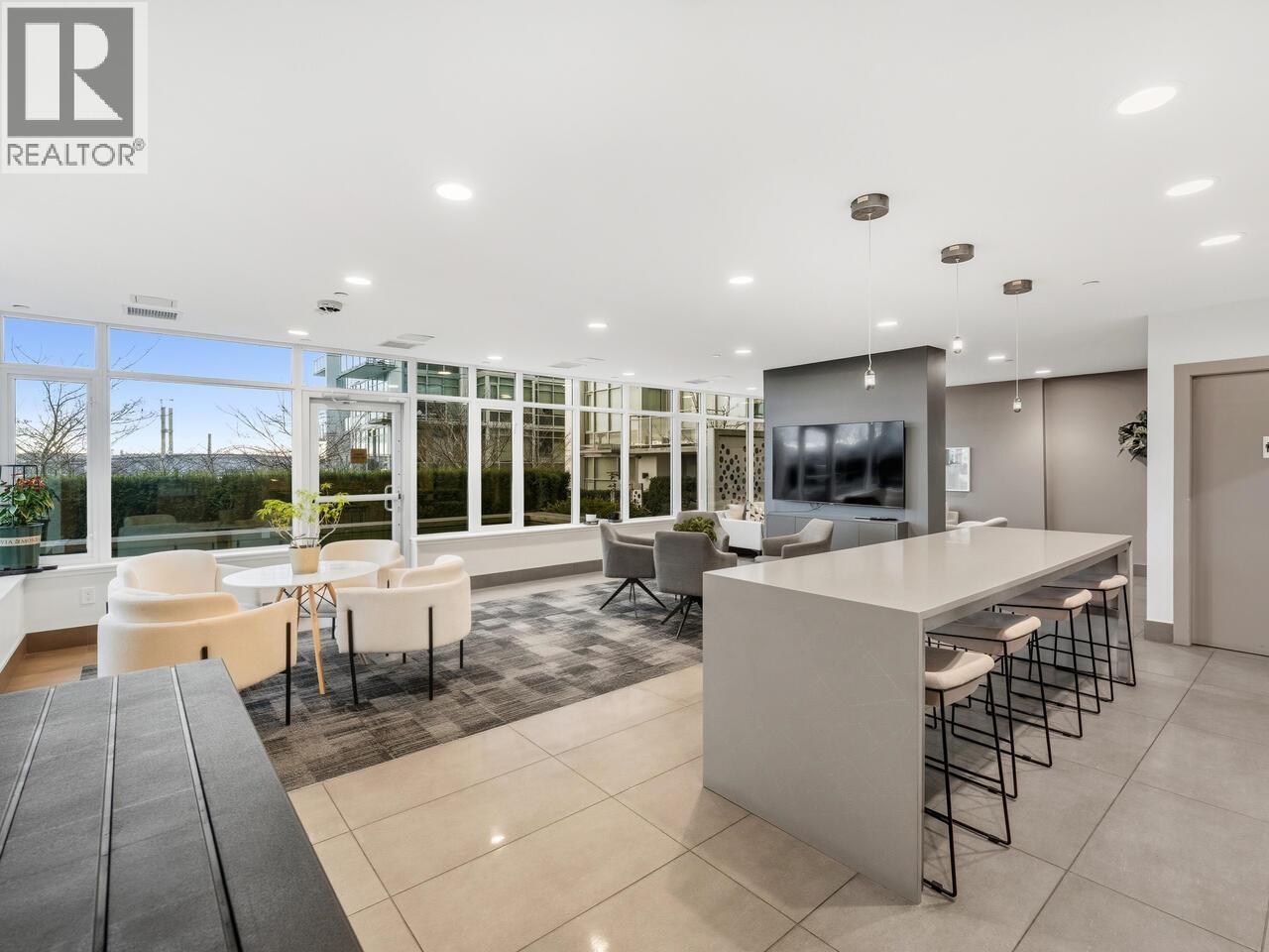 501 258 NELSON'S COURT, New Westminster