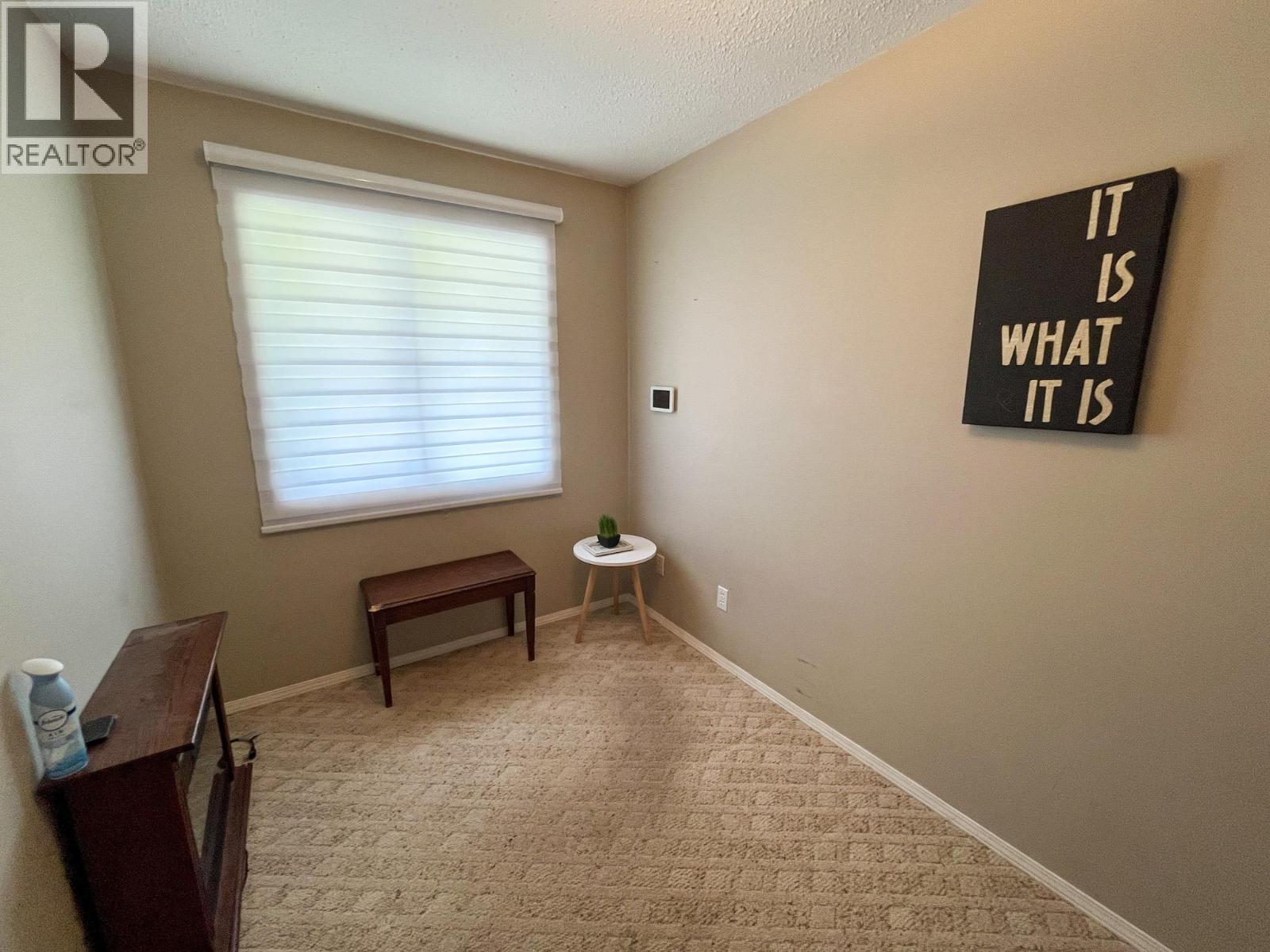  510 Cedar Street, Sicamous