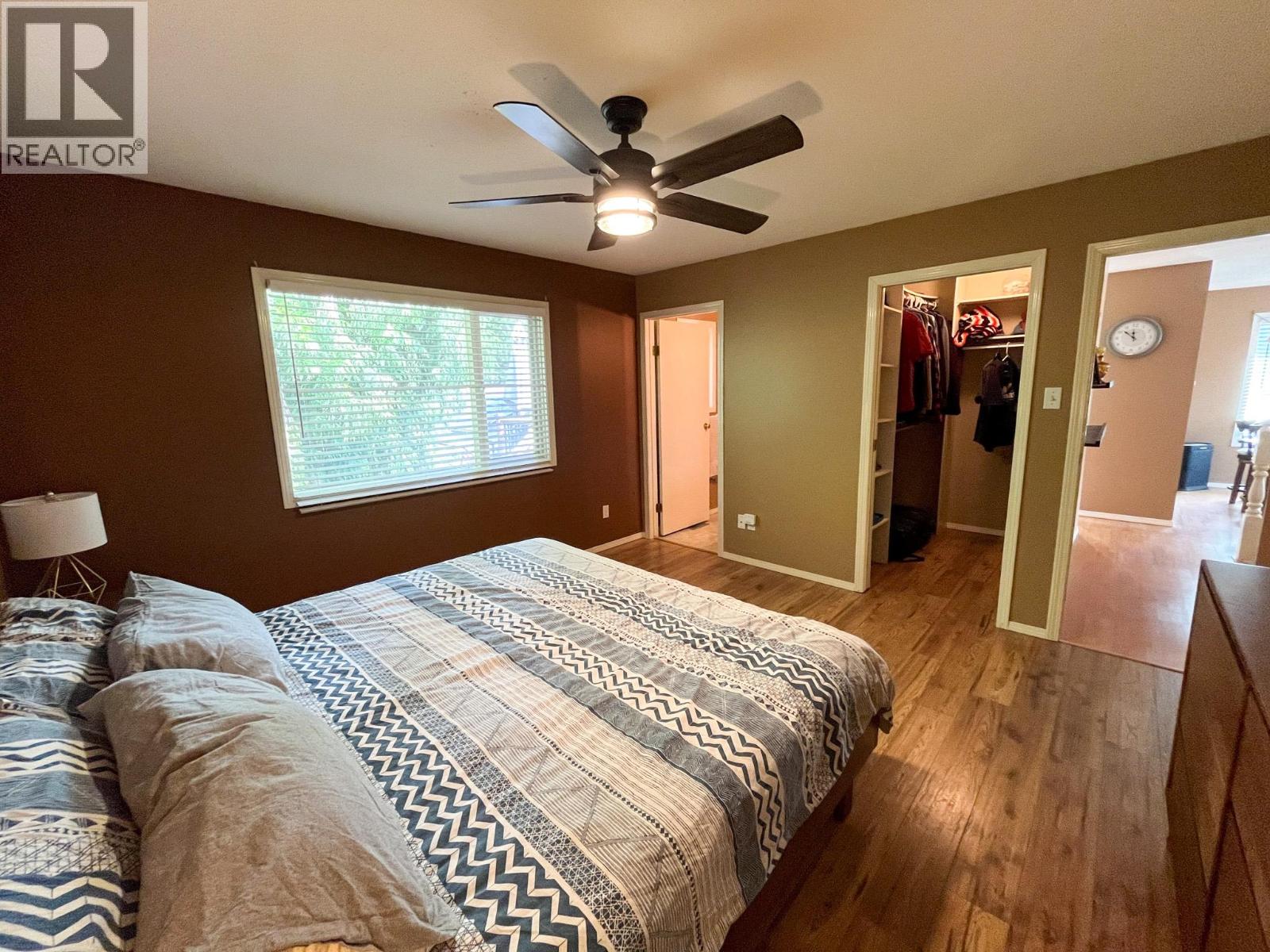  510 Cedar Street, Sicamous