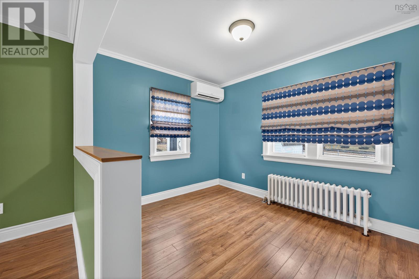 Property 21 of 43 of 121 Alexander Street       Glace Bay