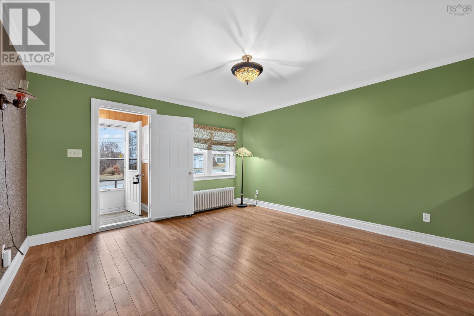 Property 19 of 43 of 121 Alexander Street       Glace Bay