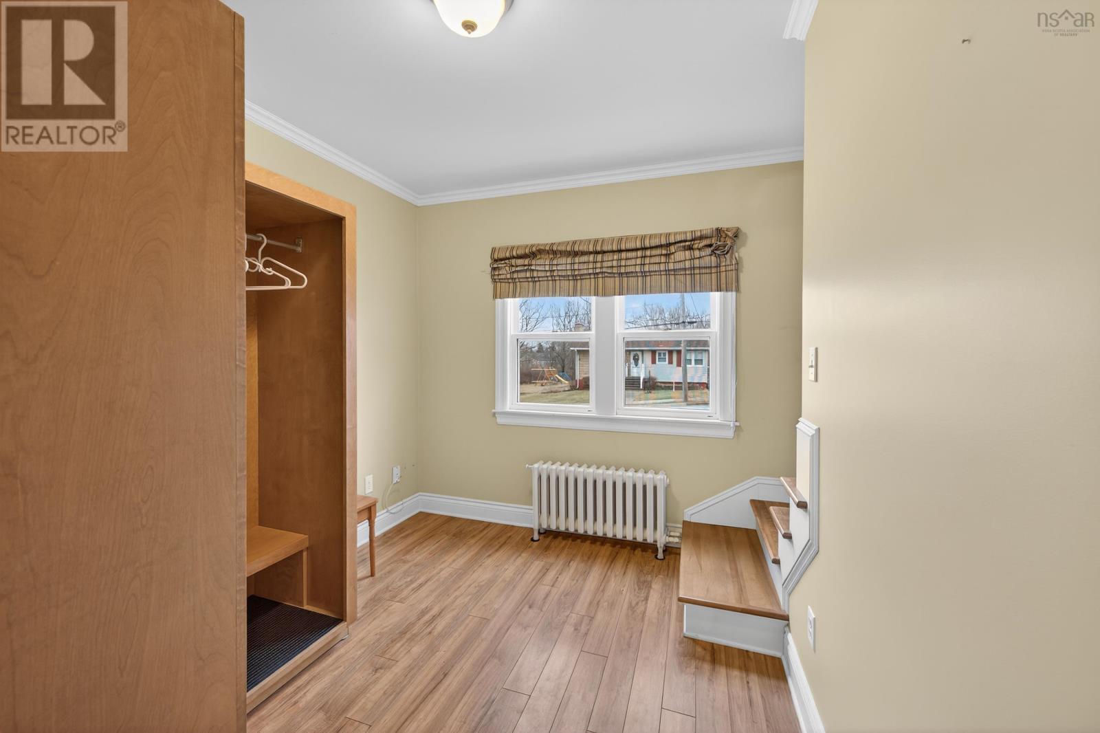 Property 26 of 43 of 121 Alexander Street       Glace Bay