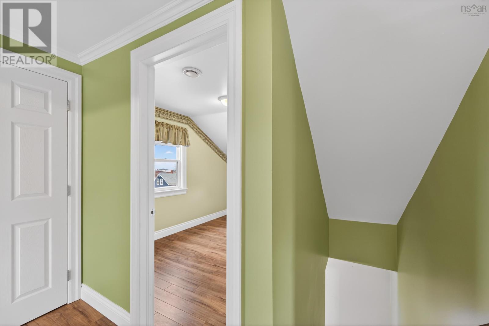 Property 27 of 43 of 121 Alexander Street       Glace Bay