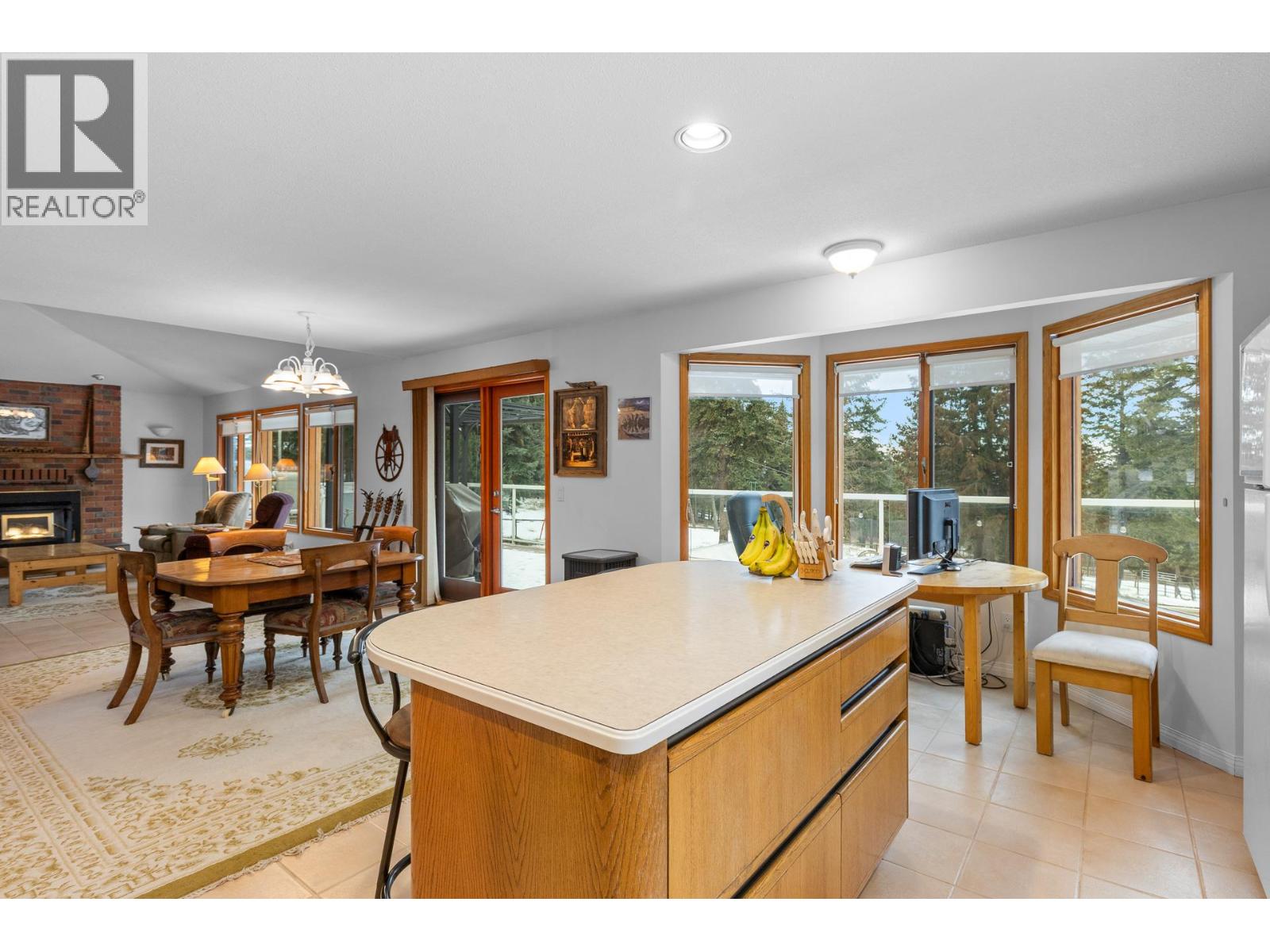  2082 Huckleberry Road, Kelowna