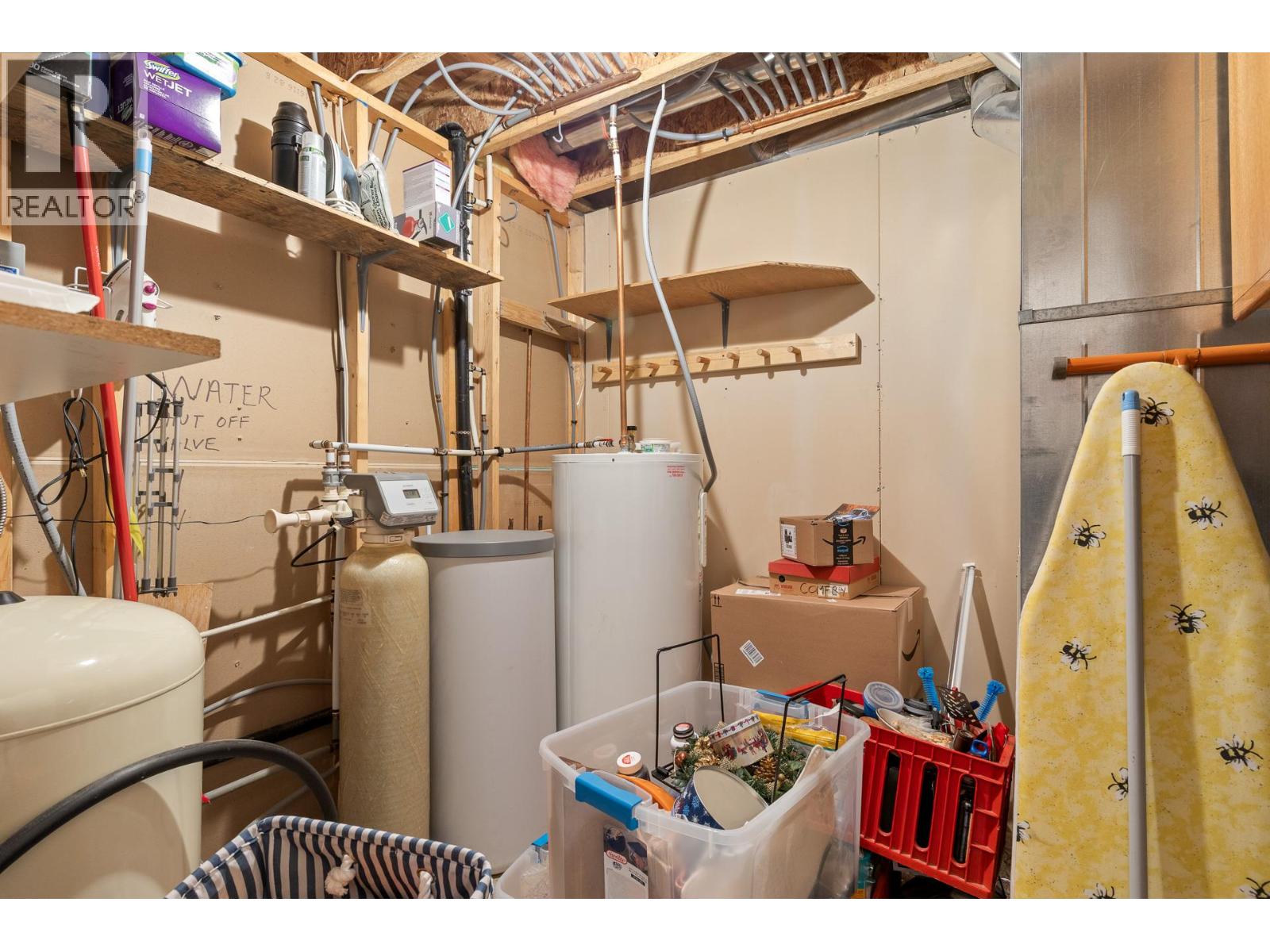  2082 Huckleberry Road, Kelowna