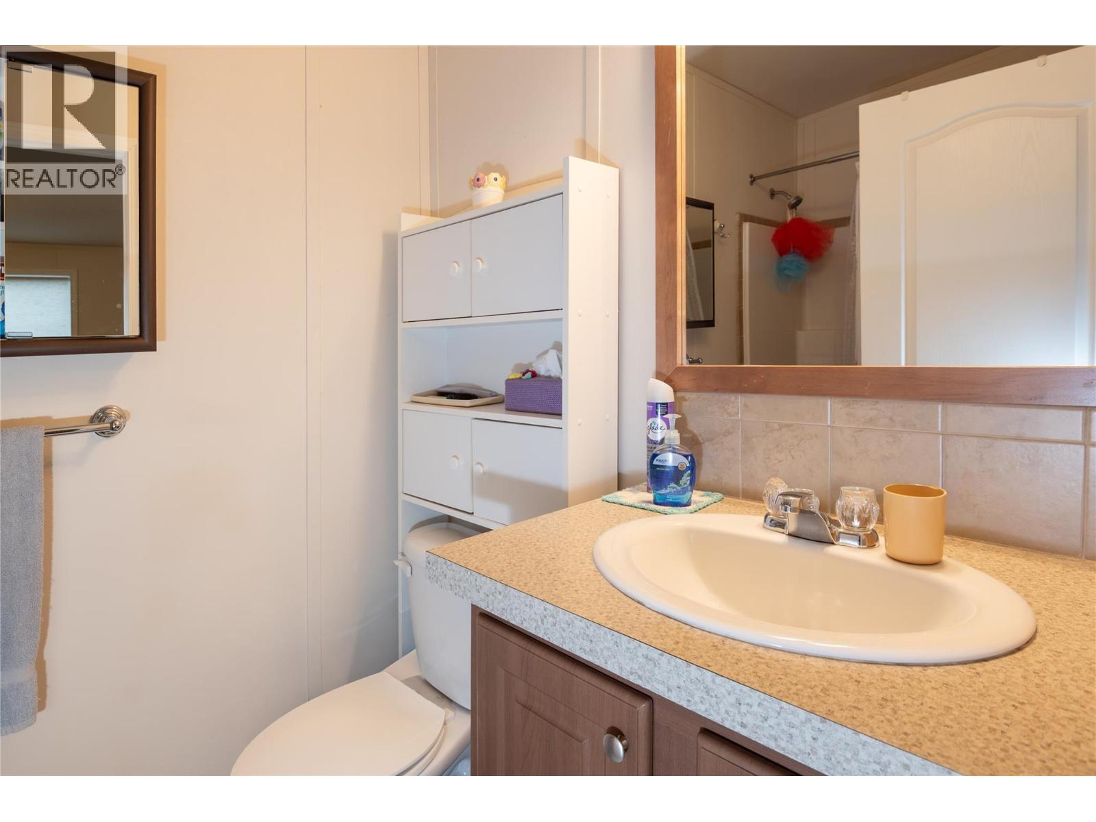 24 4811 10A Avenue Northeast, Salmon Arm