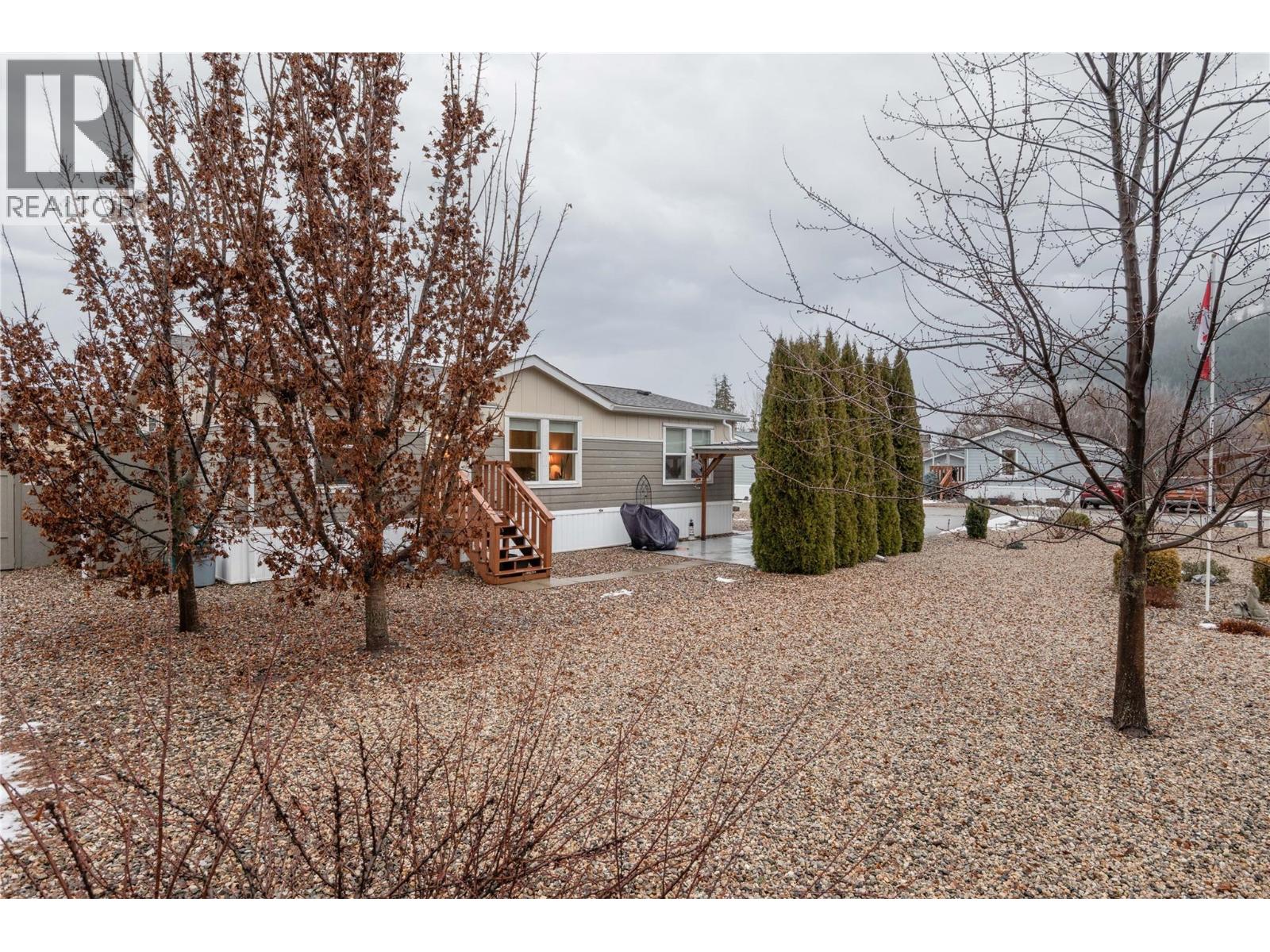 24 4811 10A Avenue Northeast, Salmon Arm