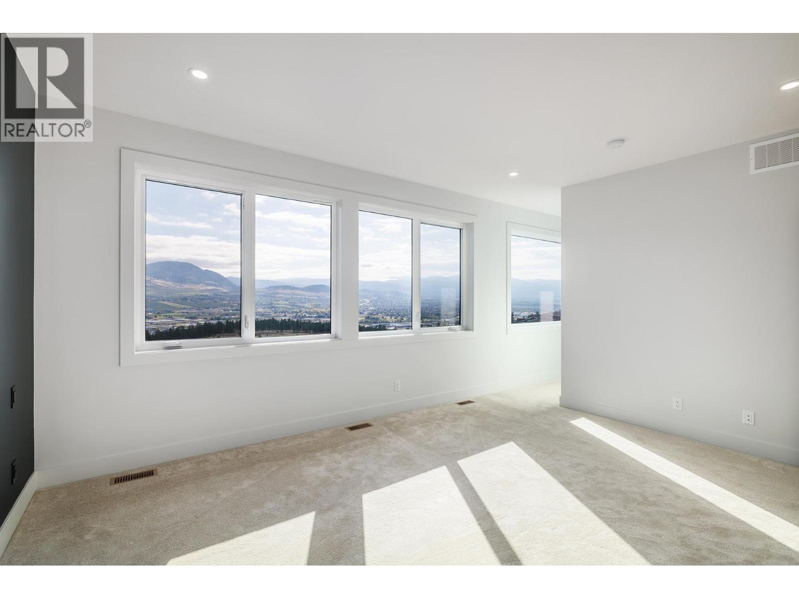  789 Carleton Street, Kelowna