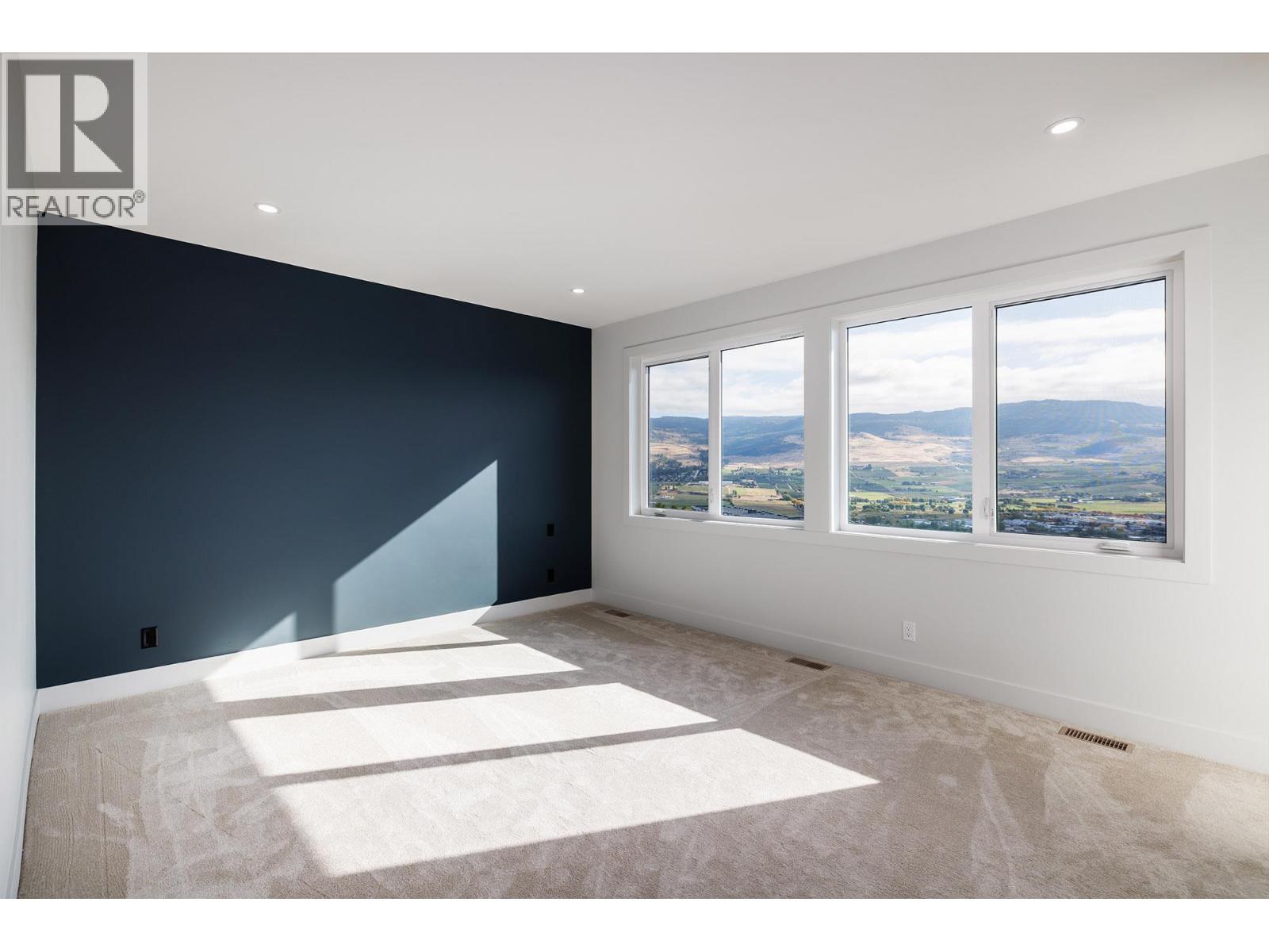  789 Carleton Street, Kelowna