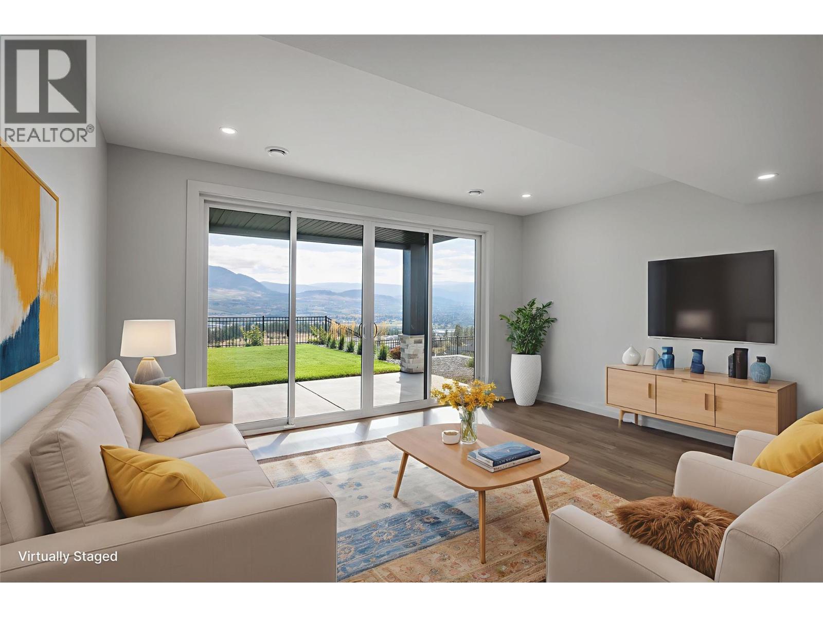  789 Carleton Street, Kelowna