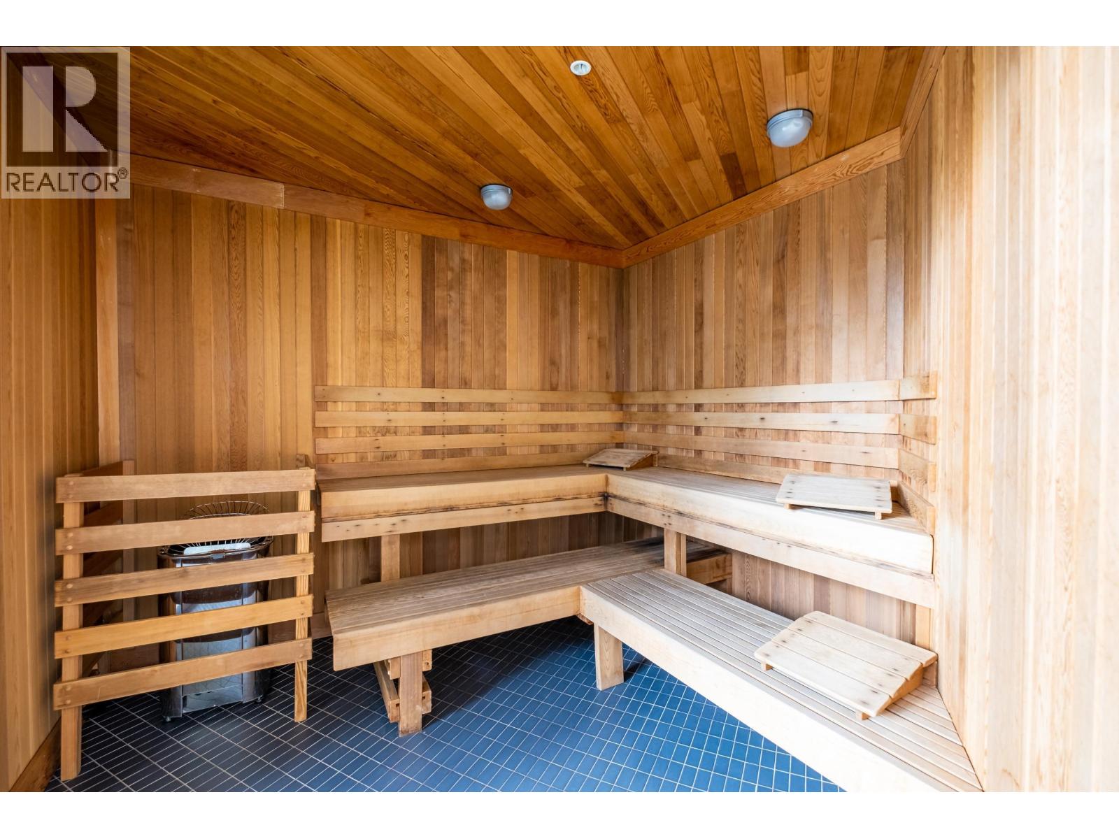 611 1500 FERN STREET, North Vancouver