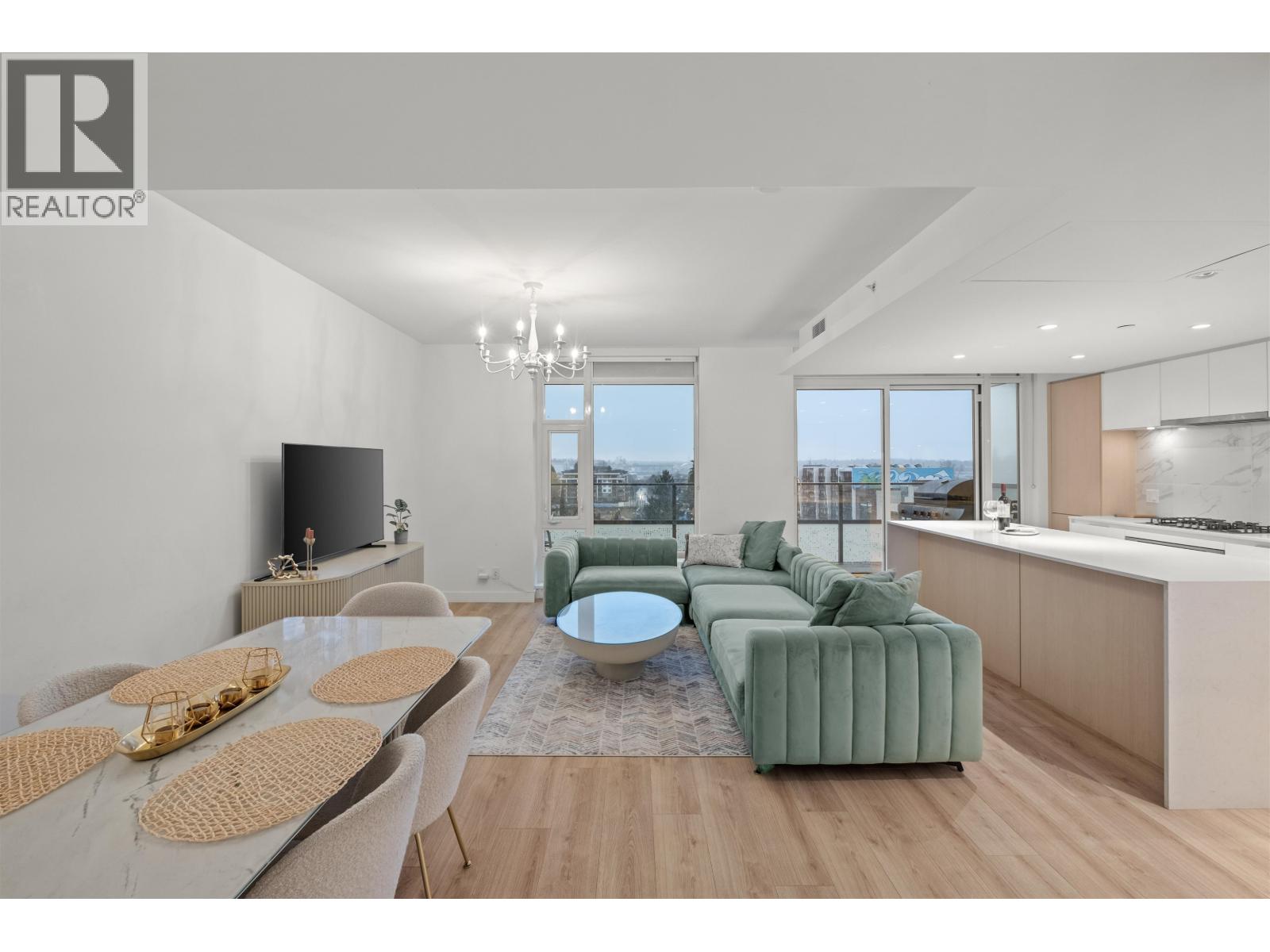 611 1500 FERN STREET, North Vancouver