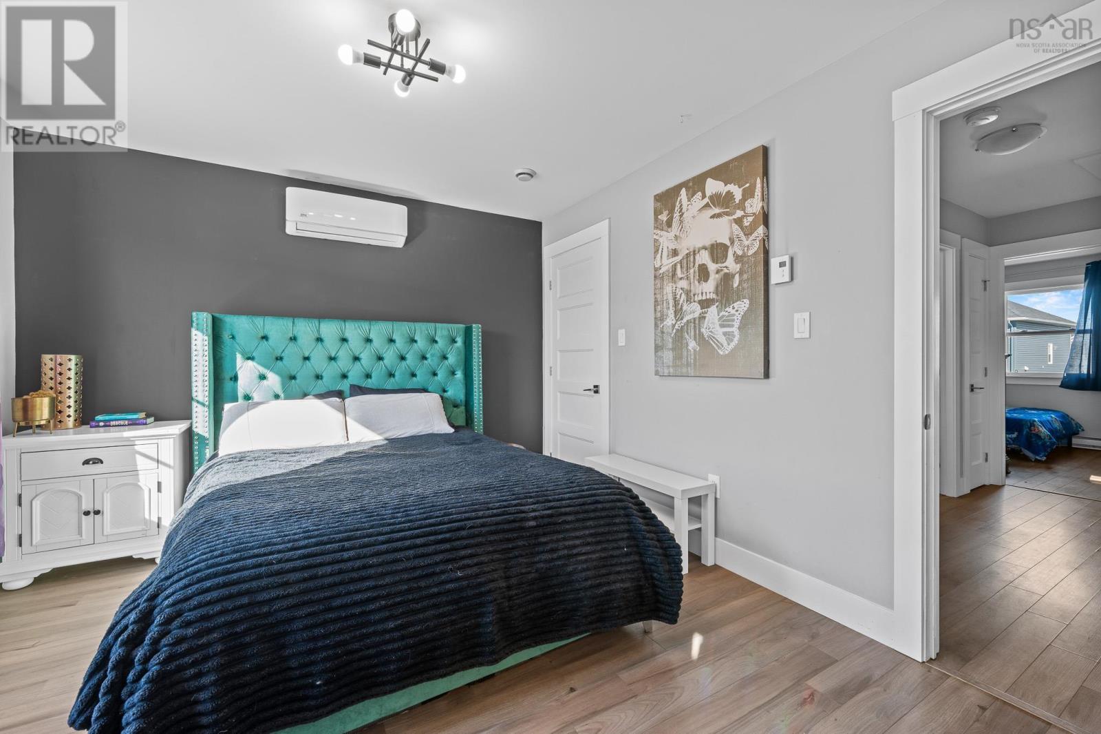 Property 32 of 49 of 202 Titanium Crescent