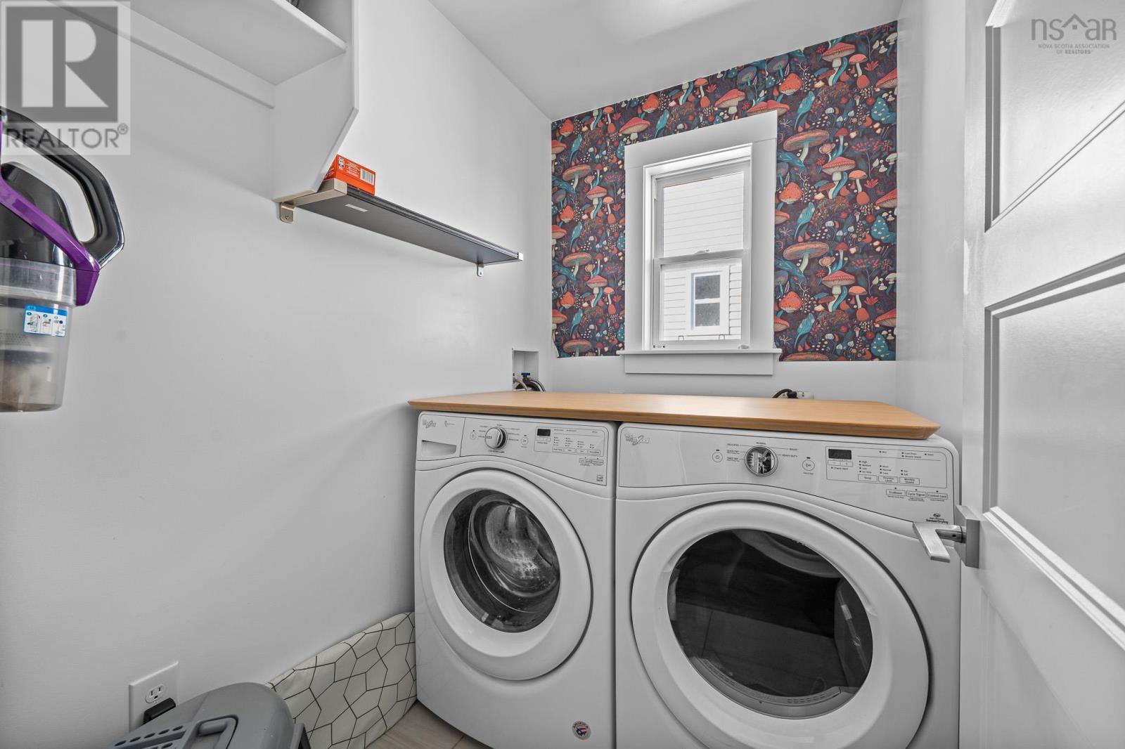 Property 42 of 49 of 202 Titanium Crescent