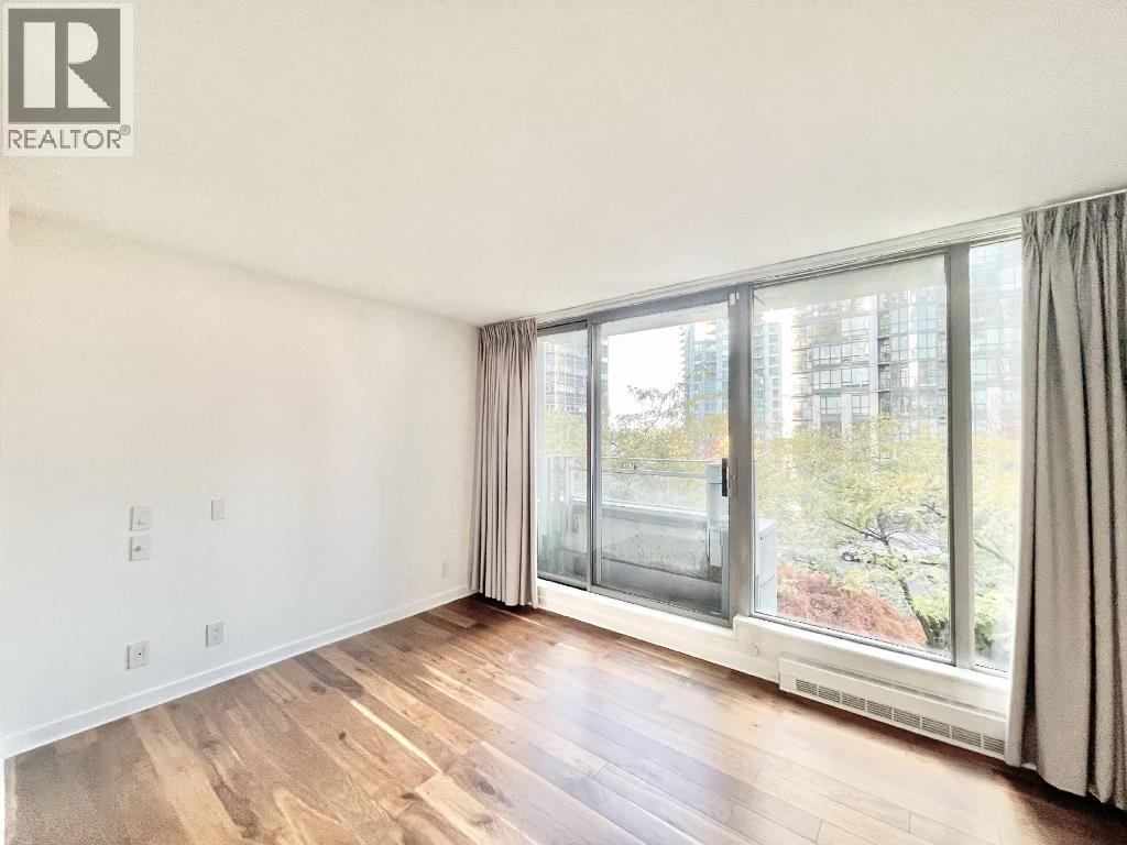 1235 ALBERNI STREET, Vancouver