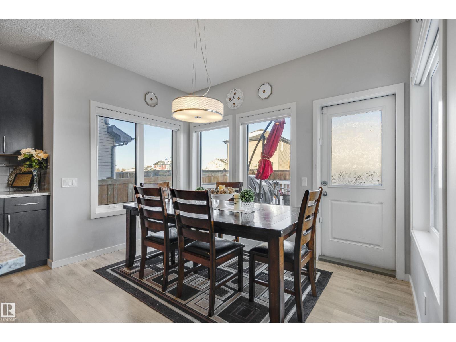 
          4286 126A AV NW
            <br/>
            <span>Edmonton</span>
            , 
            <span>AB</span>
             <span>T5A1V5</span>
         - Photo 35