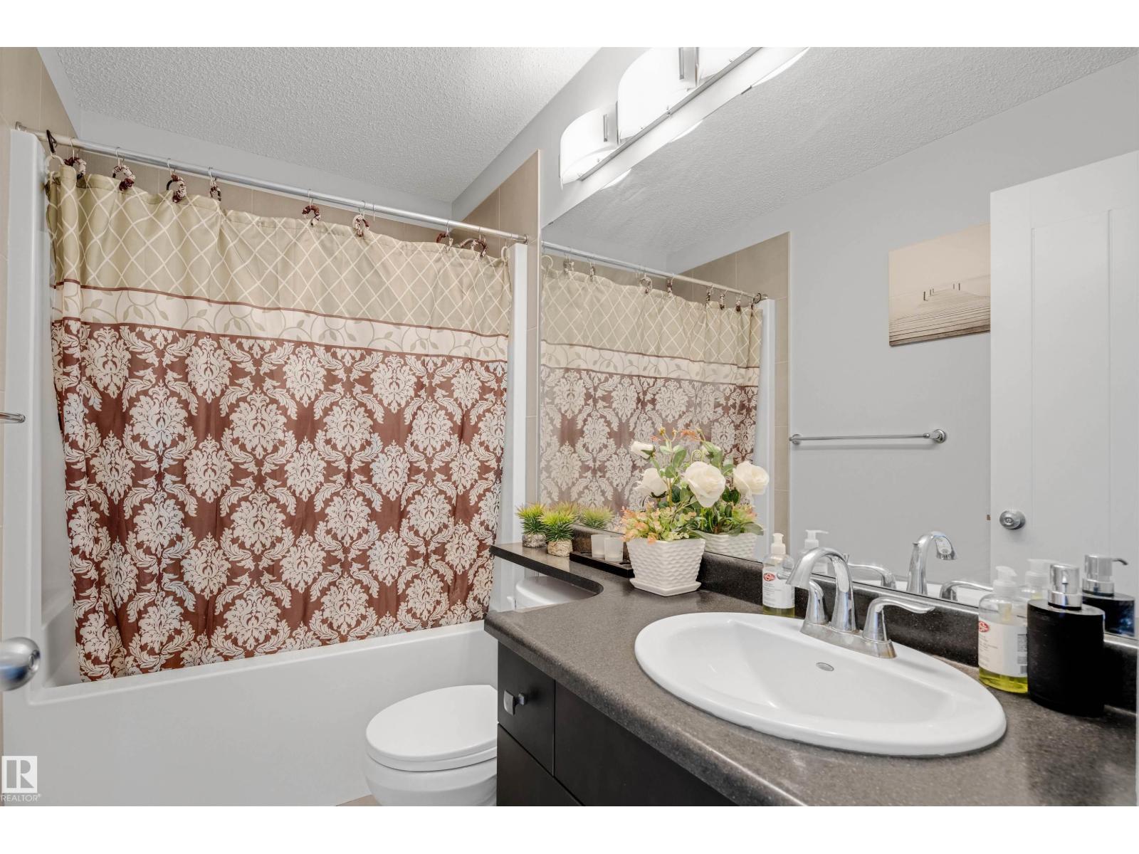 
          4286 126A AV NW
            <br/>
            <span>Edmonton</span>
            , 
            <span>AB</span>
             <span>T5A1V5</span>
         - Photo 10