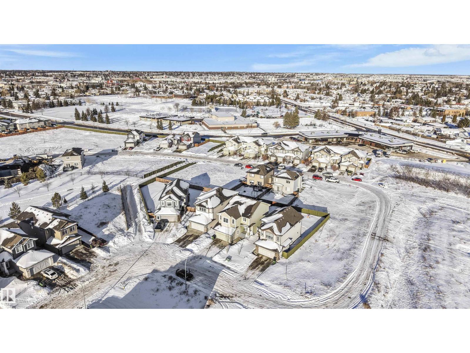 
          4286 126A AV NW
            <br/>
            <span>Edmonton</span>
            , 
            <span>AB</span>
             <span>T5A1V5</span>
         - Photo 37