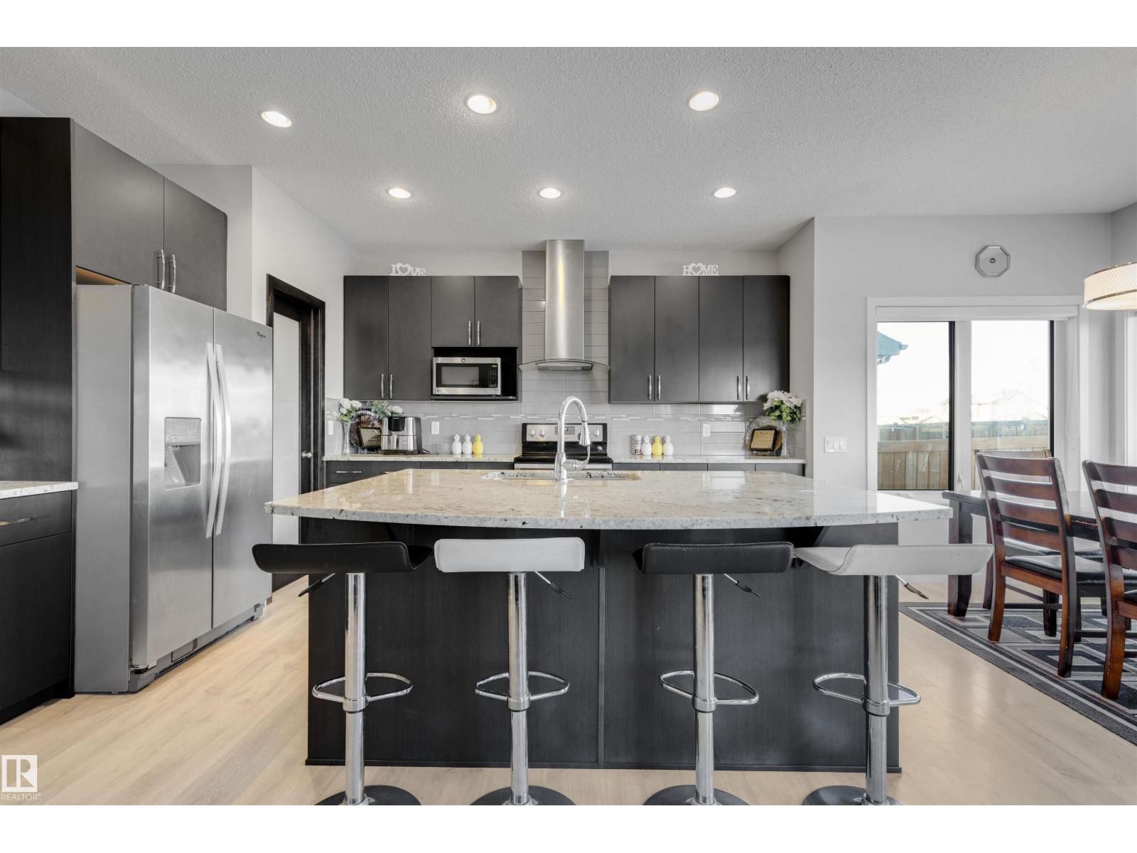 
          4286 126A AV NW
            <br/>
            <span>Edmonton</span>
            , 
            <span>AB</span>
             <span>T5A1V5</span>
         - Photo 19