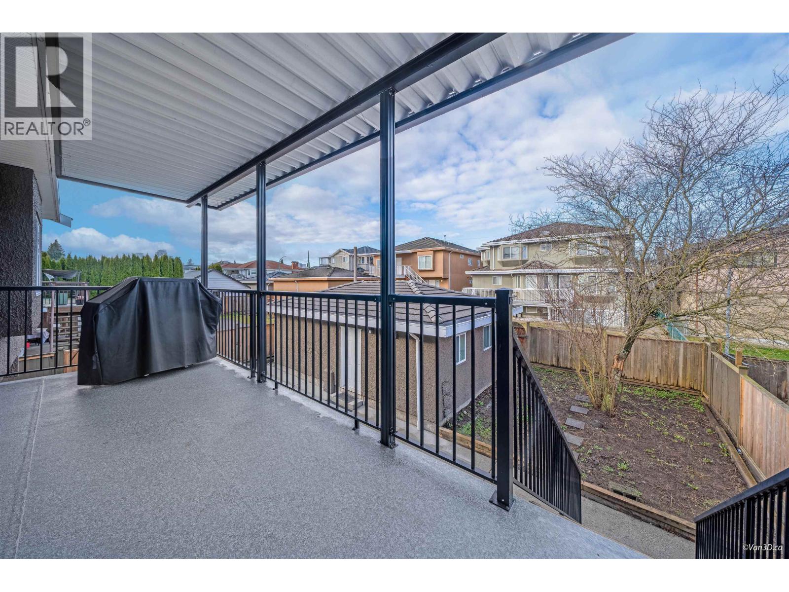 7821 17TH AVENUE, Burnaby