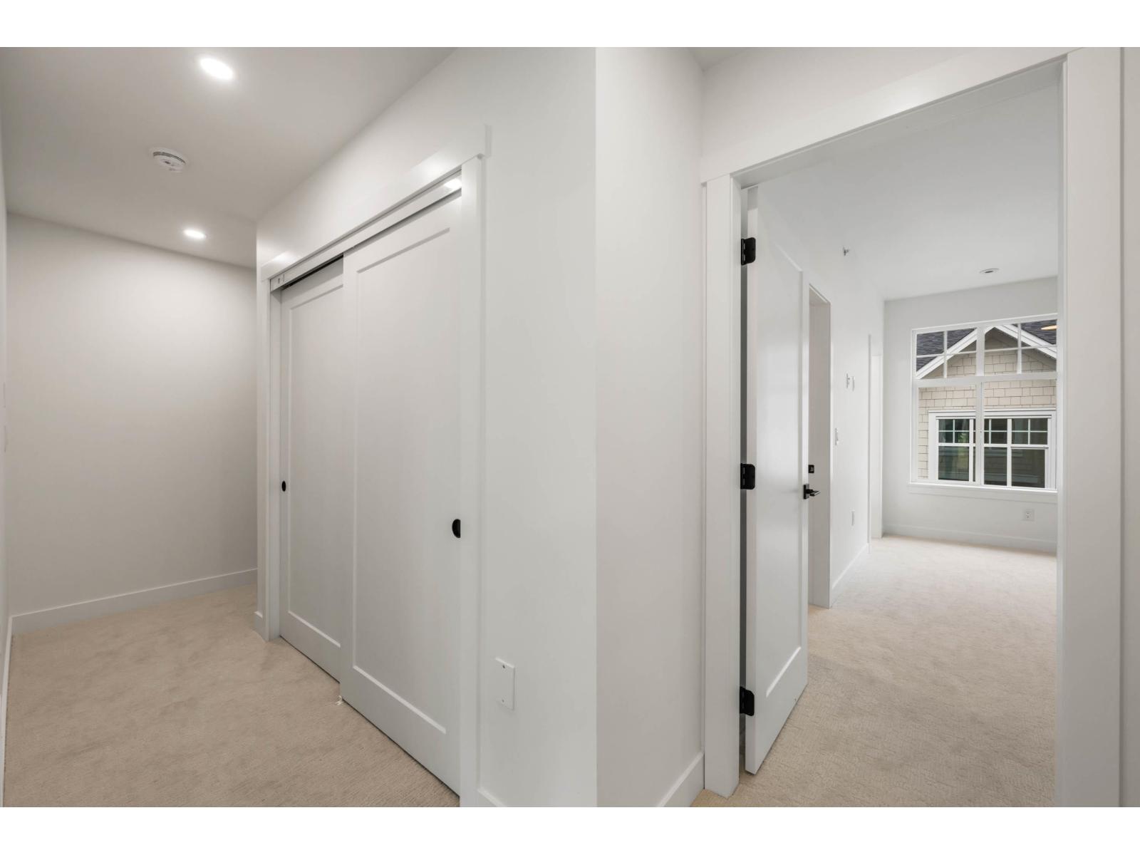 25 7716 207 STREET, Langley