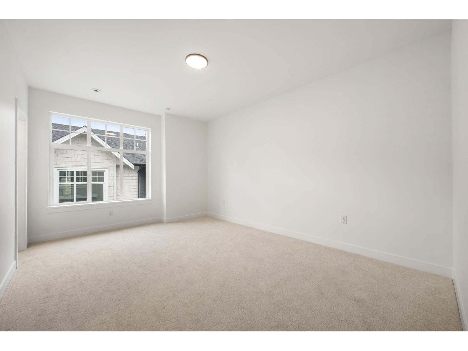 25 7716 207 STREET, Langley