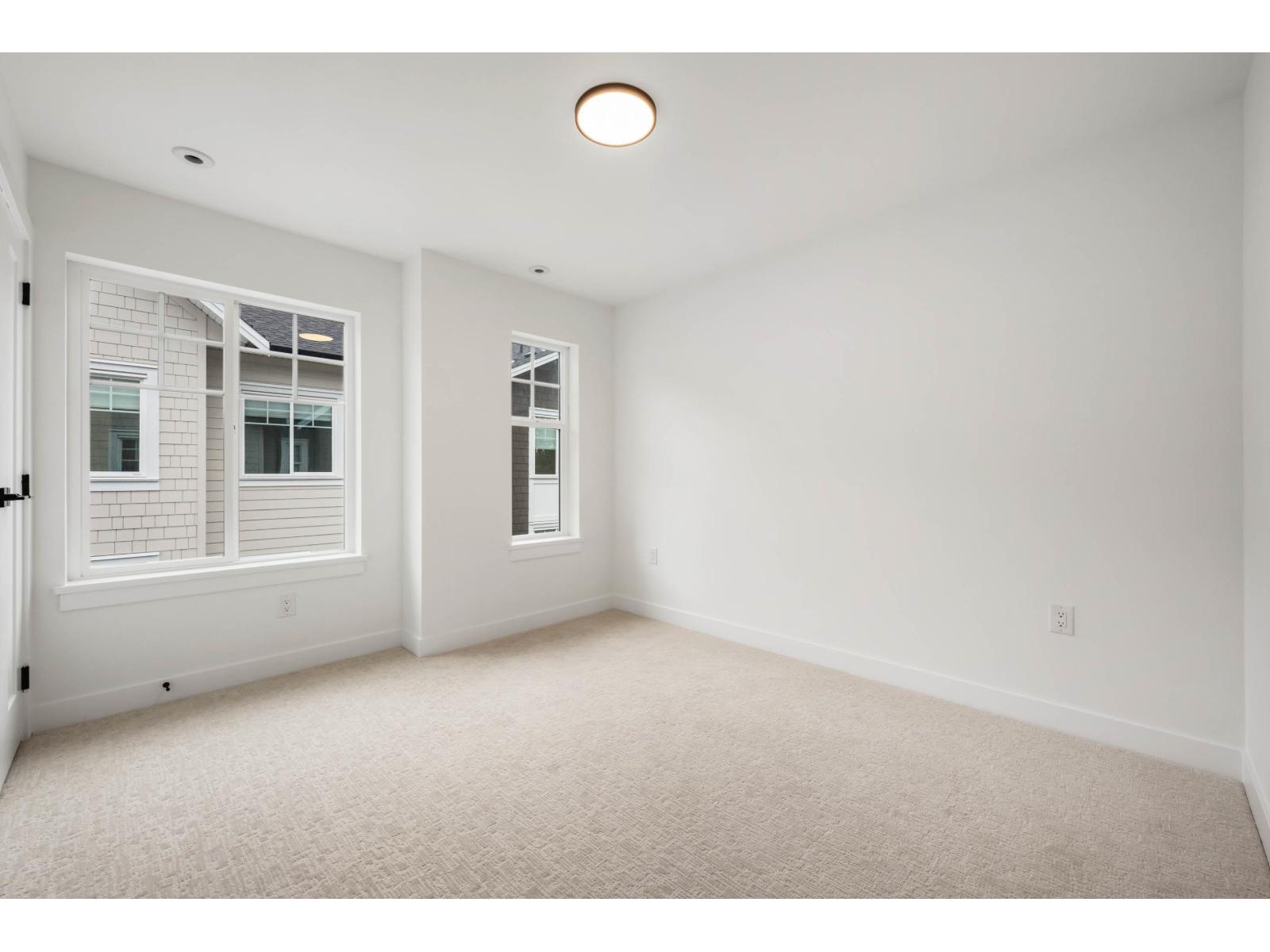 25 7716 207 STREET, Langley