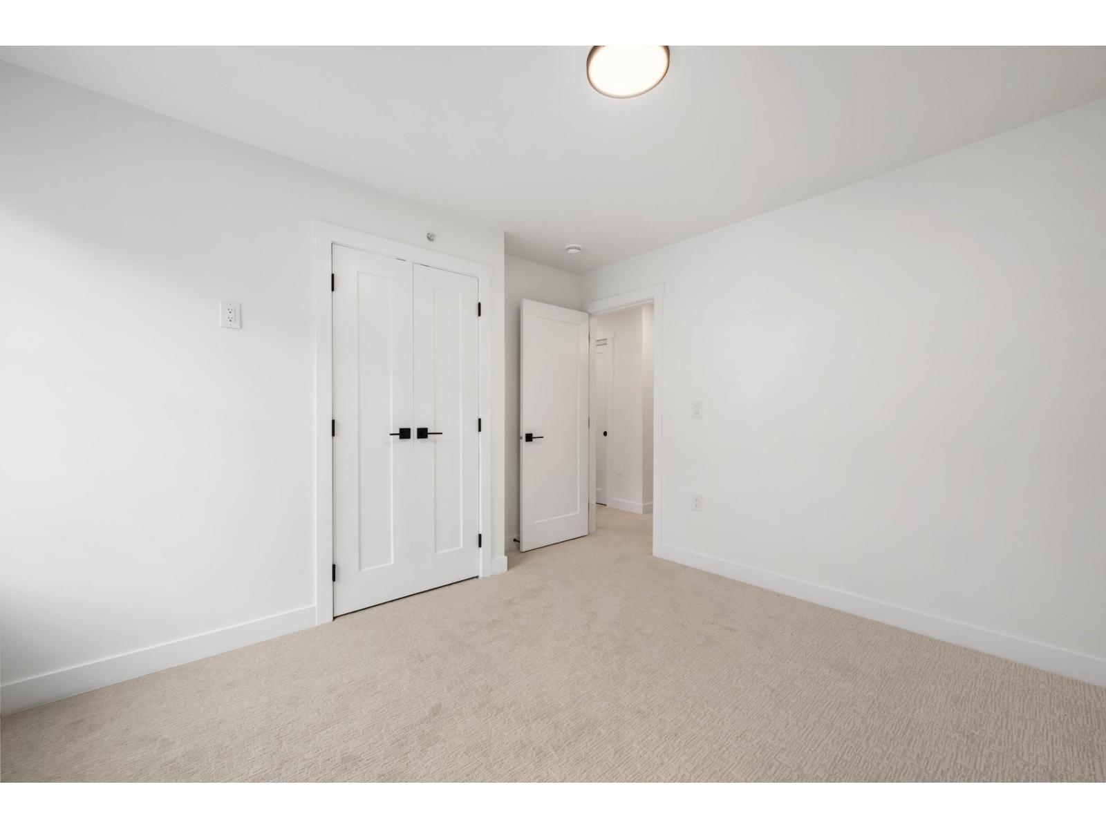 25 7716 207 STREET, Langley