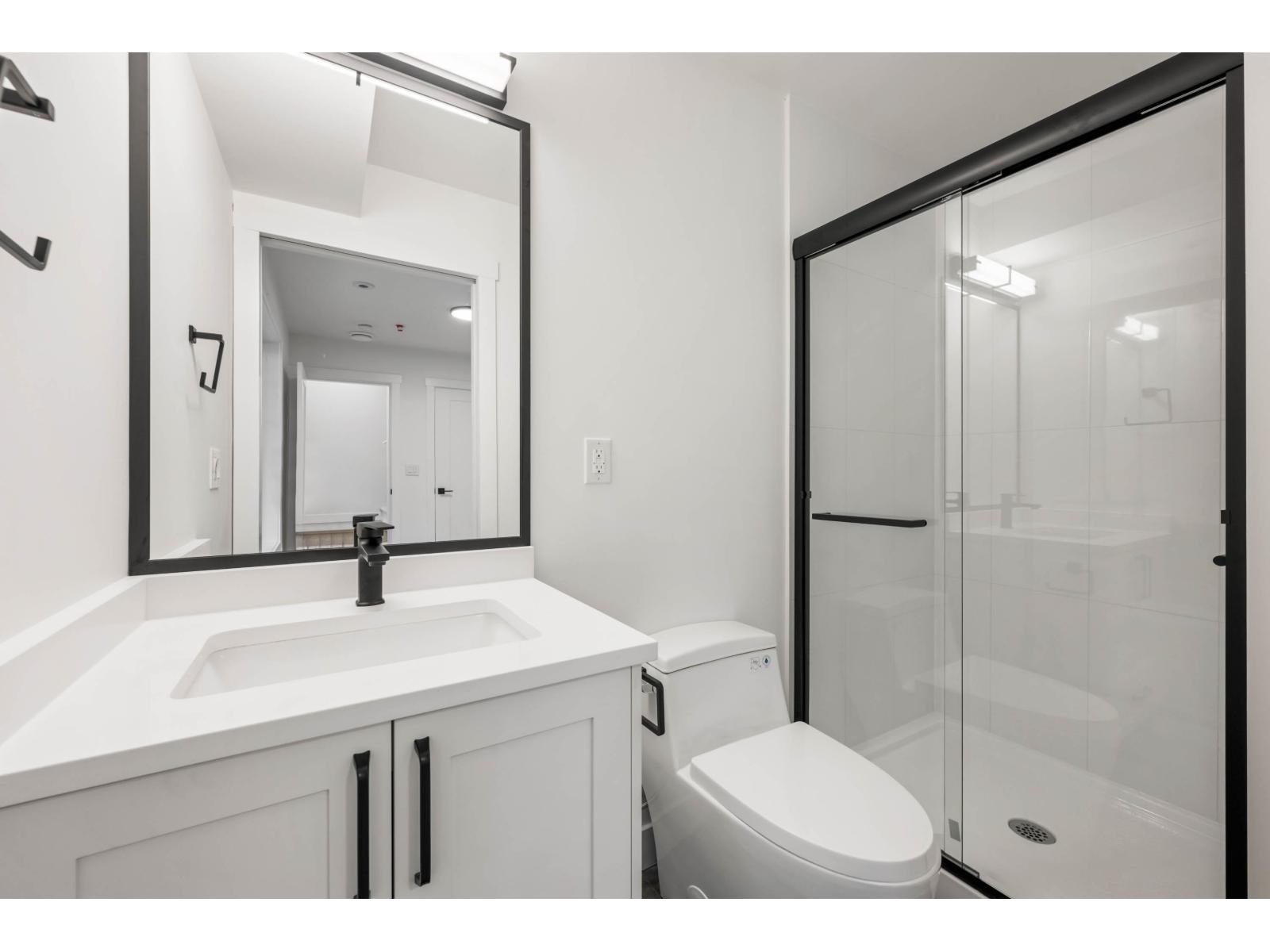 25 7716 207 STREET, Langley