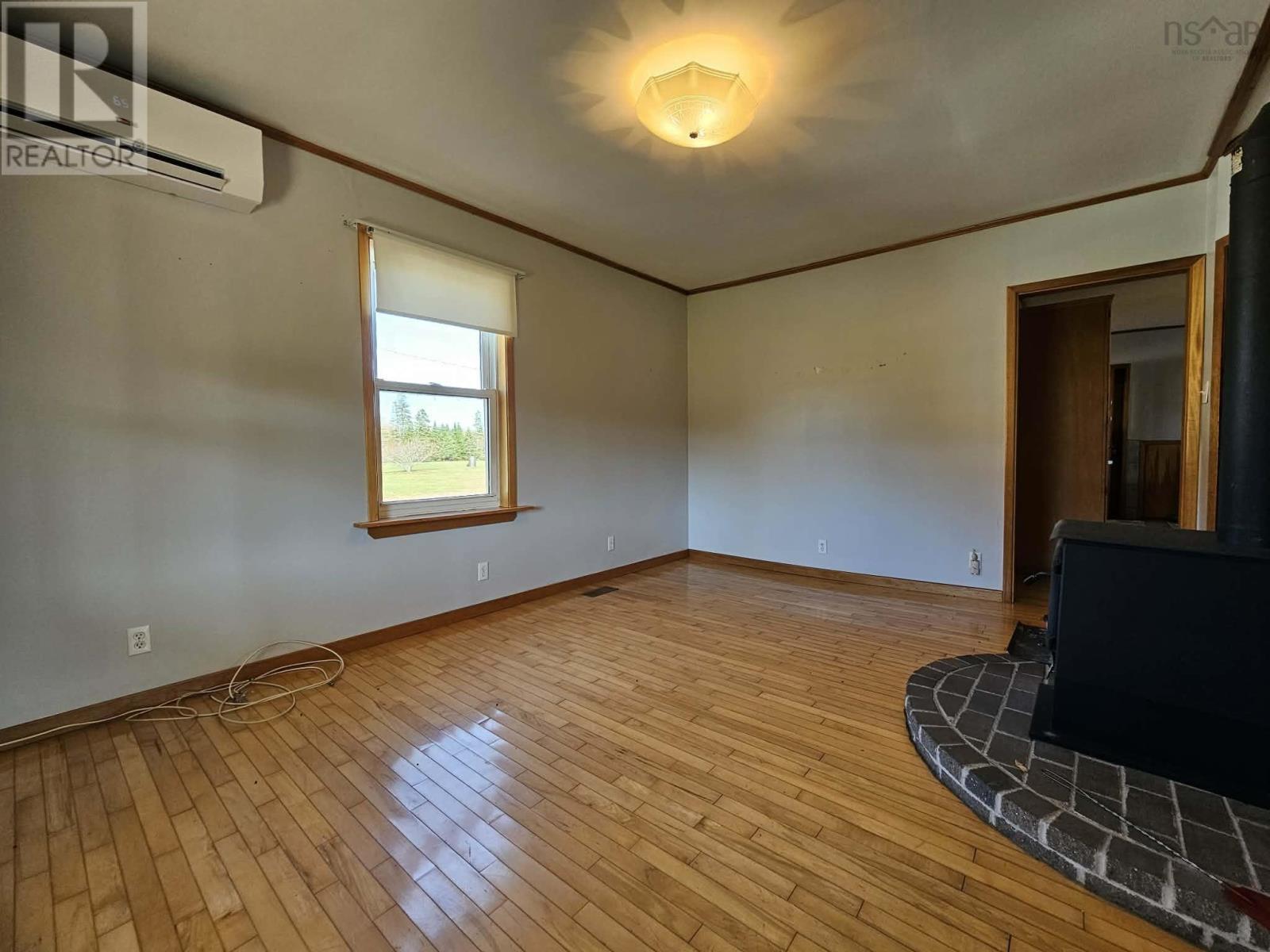 Property 33 of 49 of 270 Fraser Road