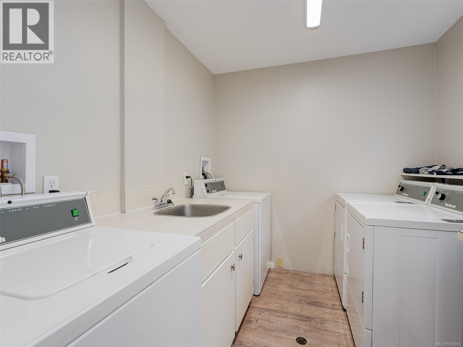 103 1122 Hilda Street, Victoria