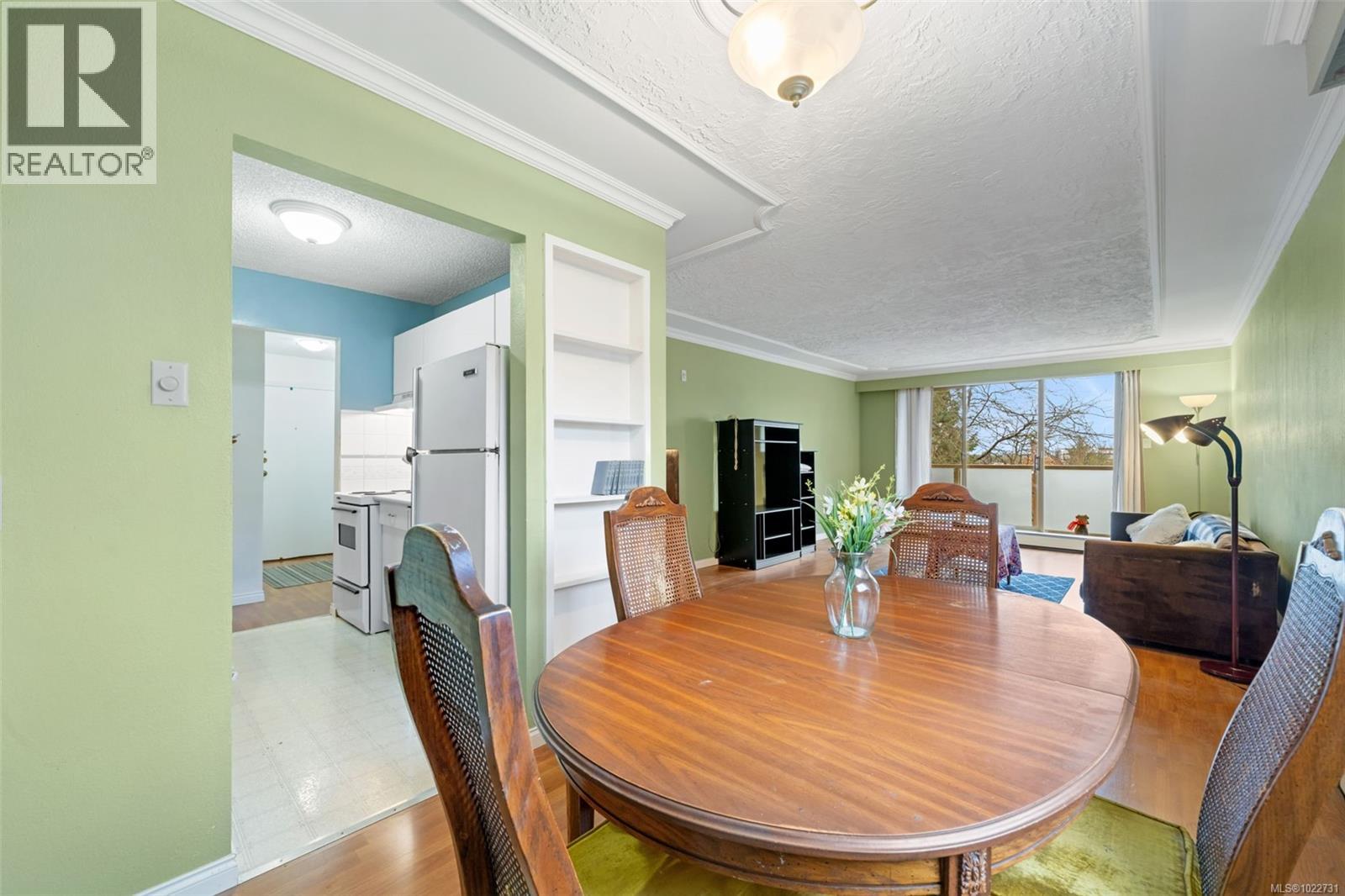 227 1025 Inverness Road, Saanich