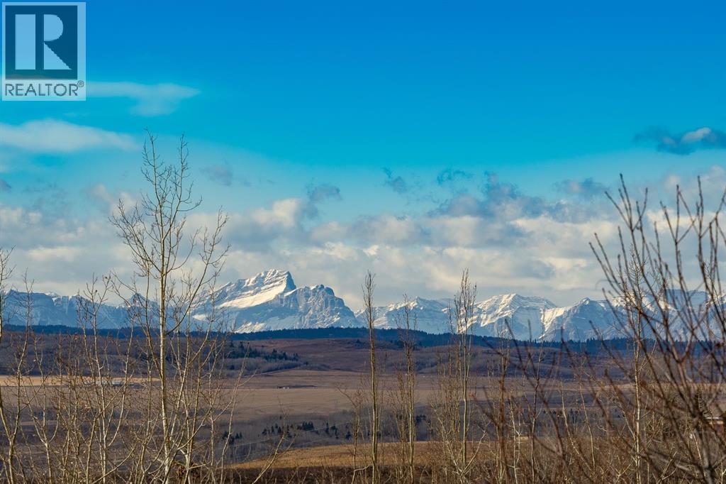 203 Sunset Circle, Cochrane